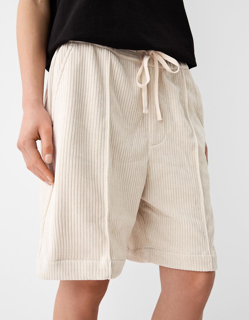 Loose fit chenille Bermuda shorts-Sand-2