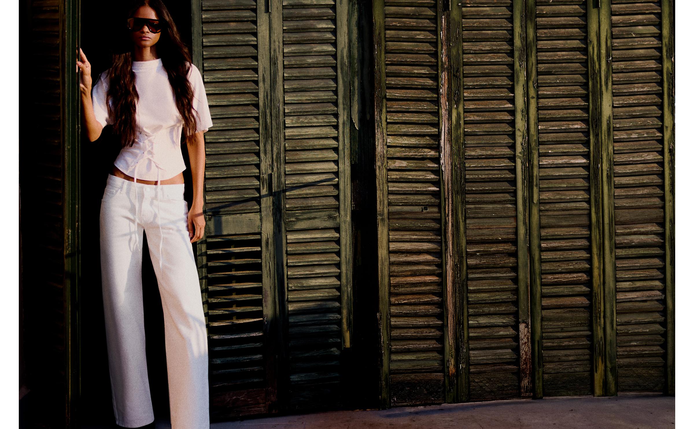 Low-rise straight jeans — White