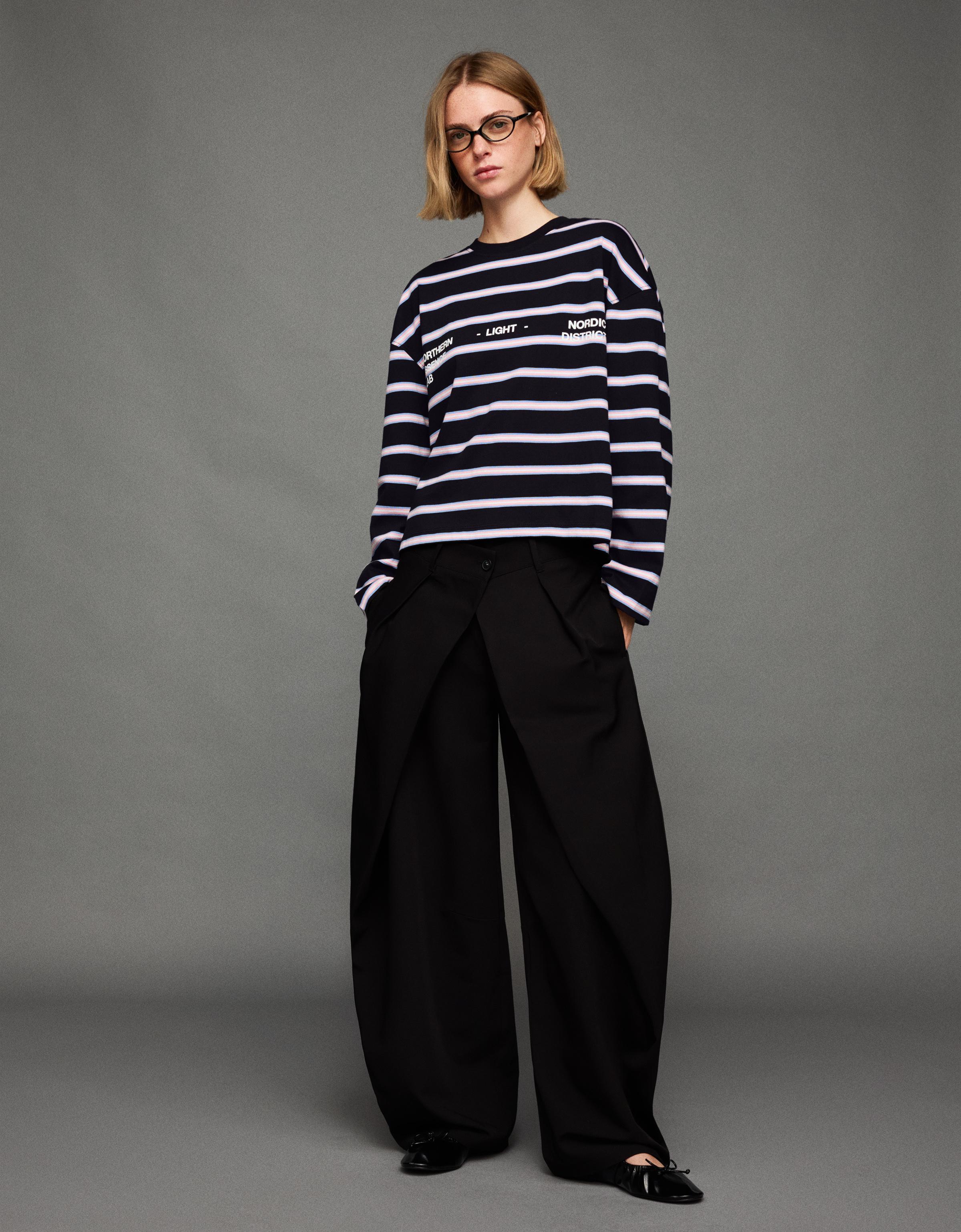 Bershka Oversize-Langarmshirt Mit Print Damen Xxs Schwarz