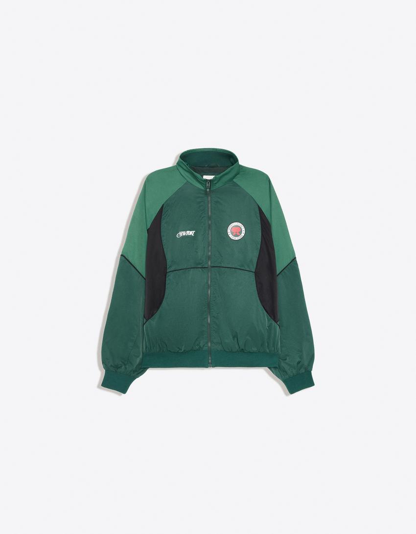 Nylonjacke mit Grafikprint-Grün
