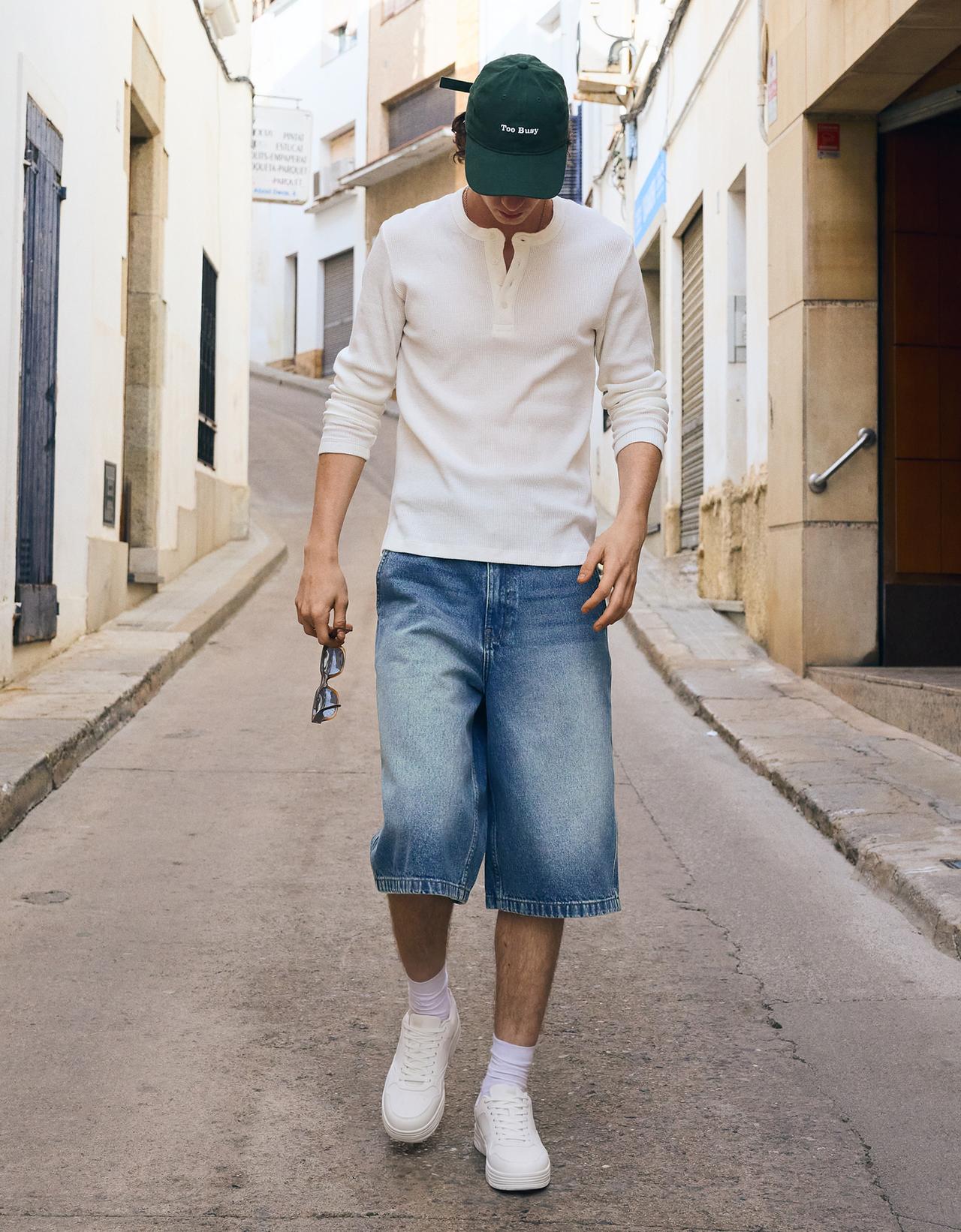 Skater denim Bermuda shorts — Light blue