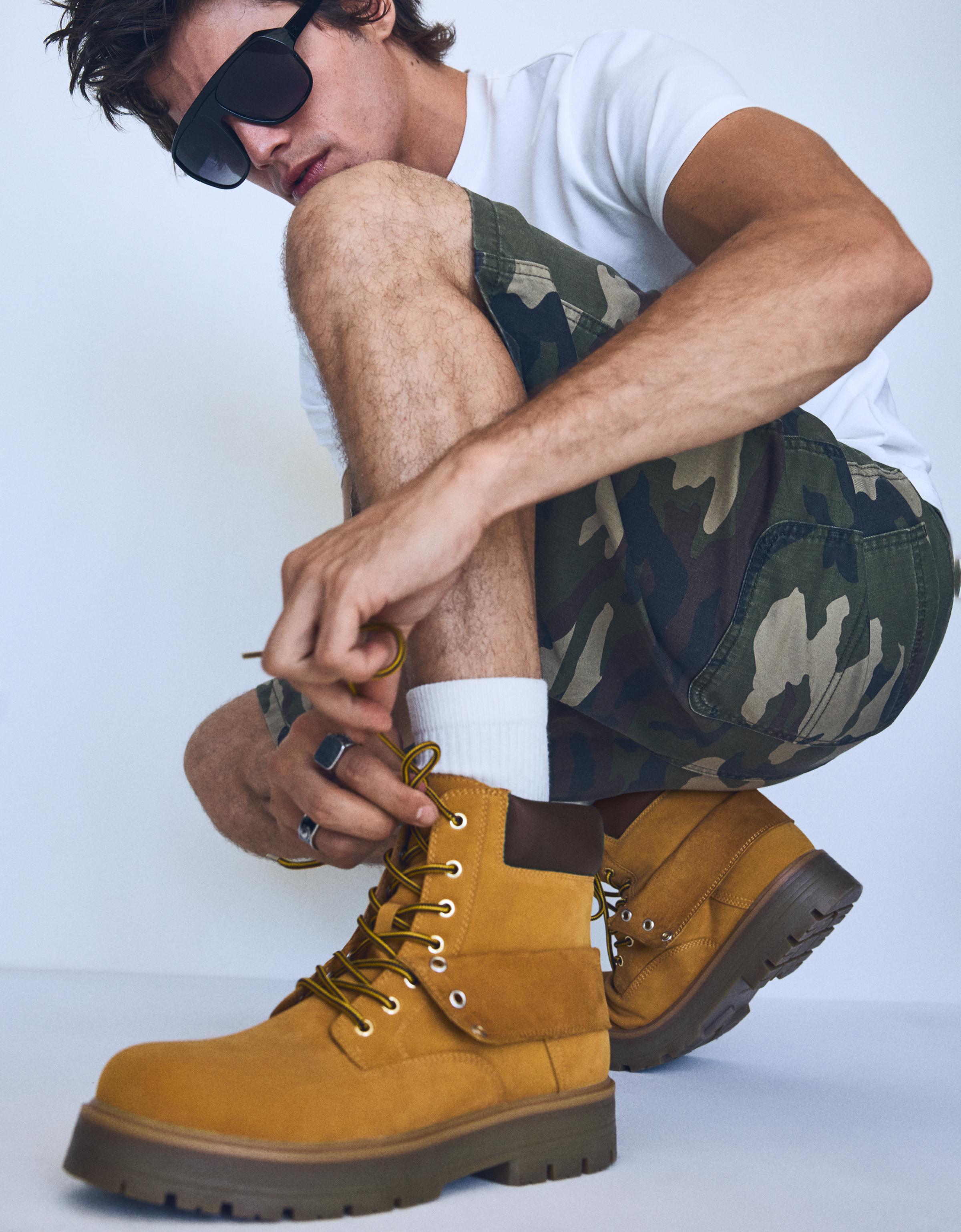 LACE-UP WORKER ANKLE BOOTS — SAND