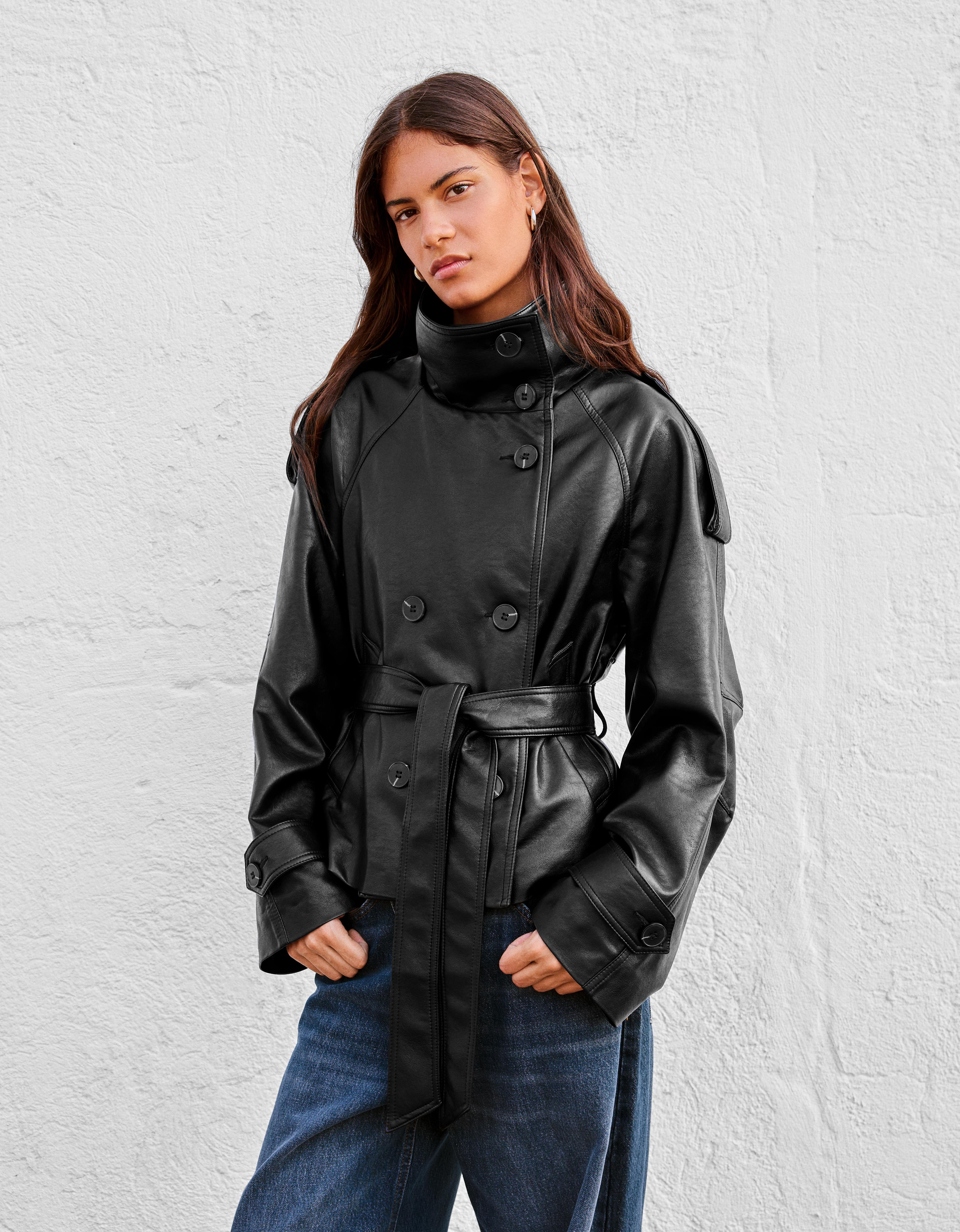 Bershka Cazadora Trench Corta Efecto Piel Mujer Xxs Negro