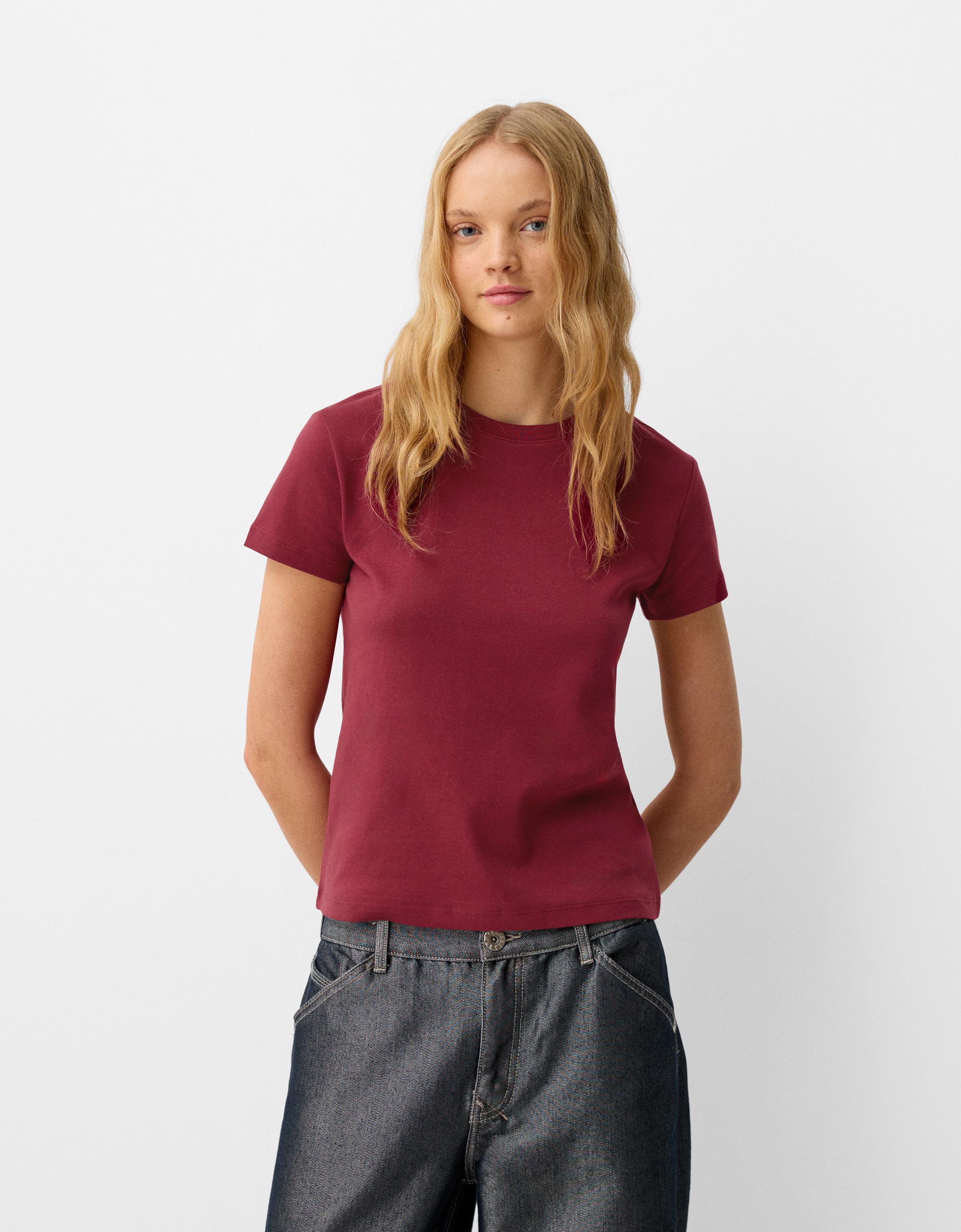 Bershka Dickes T-Shirt Mit Kurzen Ärmeln Damen Xs Bordeaux