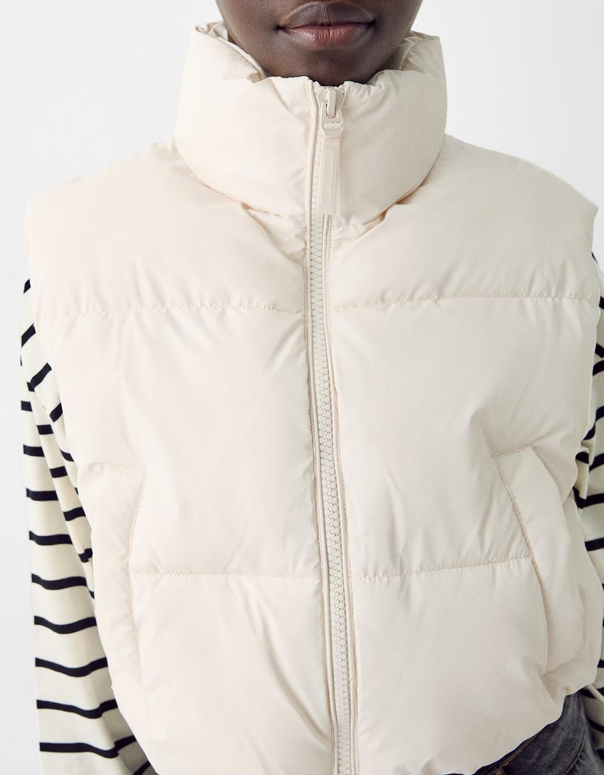 Cropped puffer gilet-Cream-5