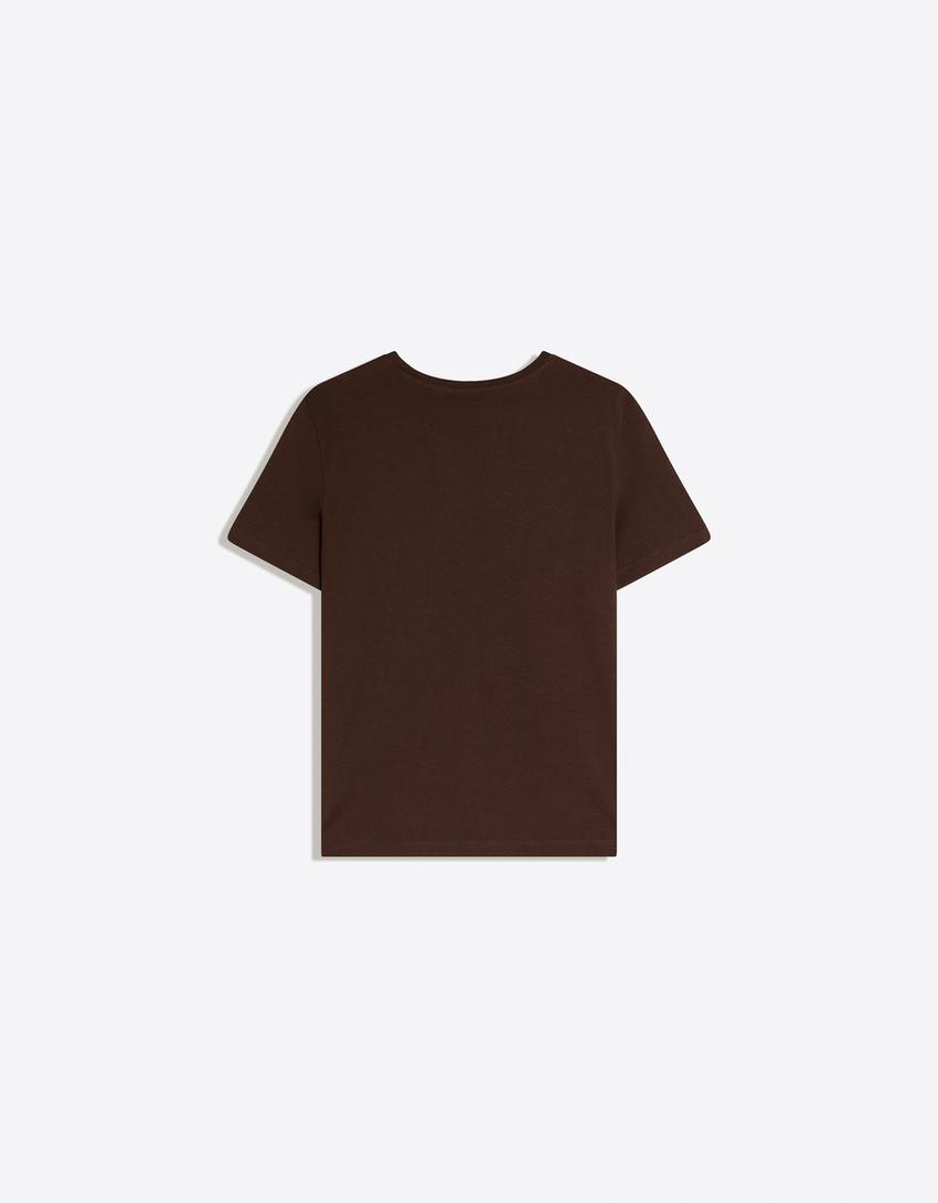 Camiseta manga corta básica-Marrón
