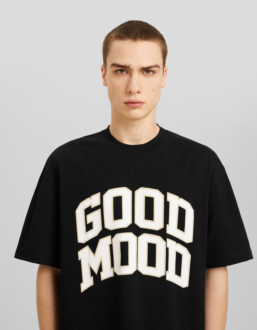 T-shirt manga curta boxy fit estampado-Preto-2