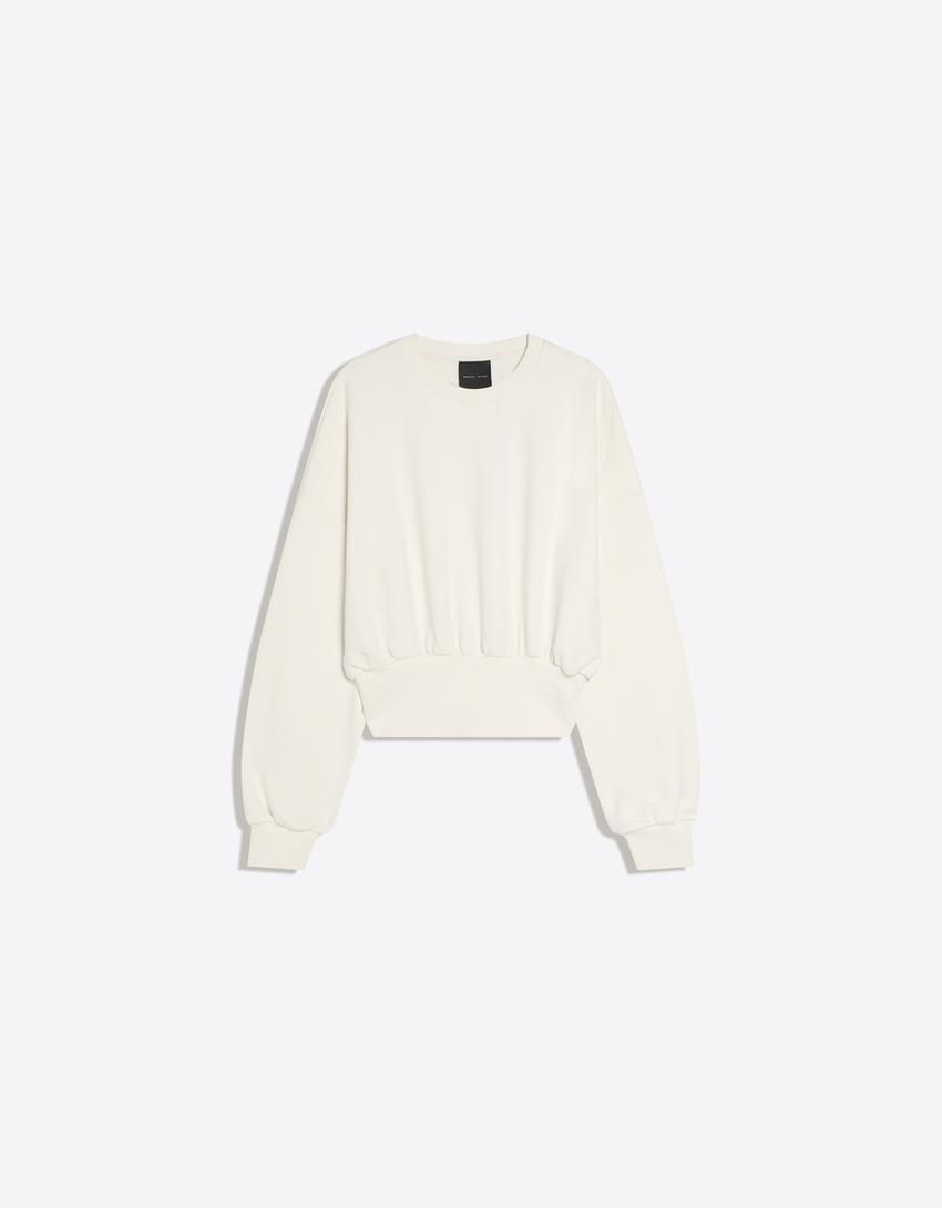 Sweatshirt with sash waist-Cream