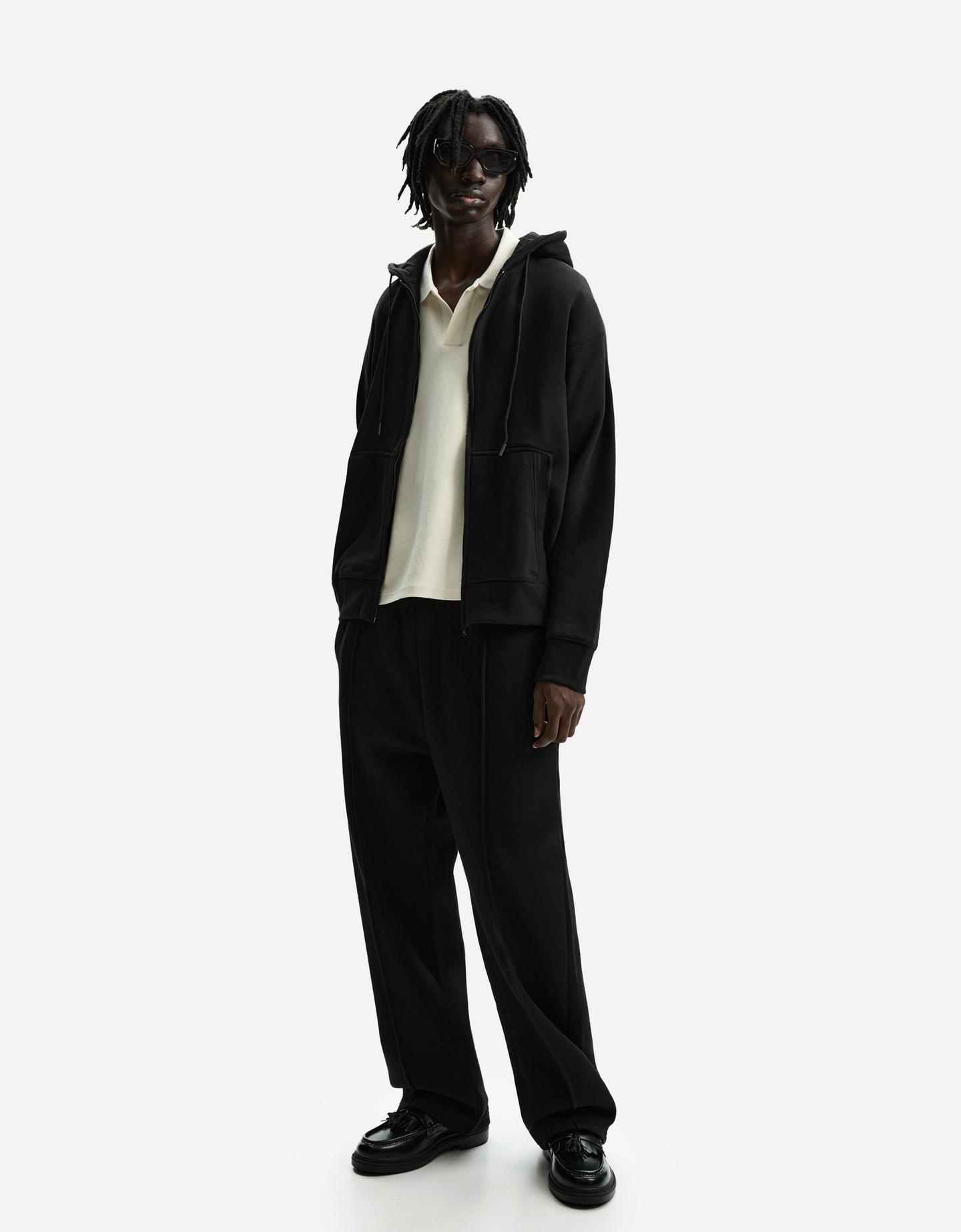 Bershka pluszowe spodnie o kroju wide leg czarny