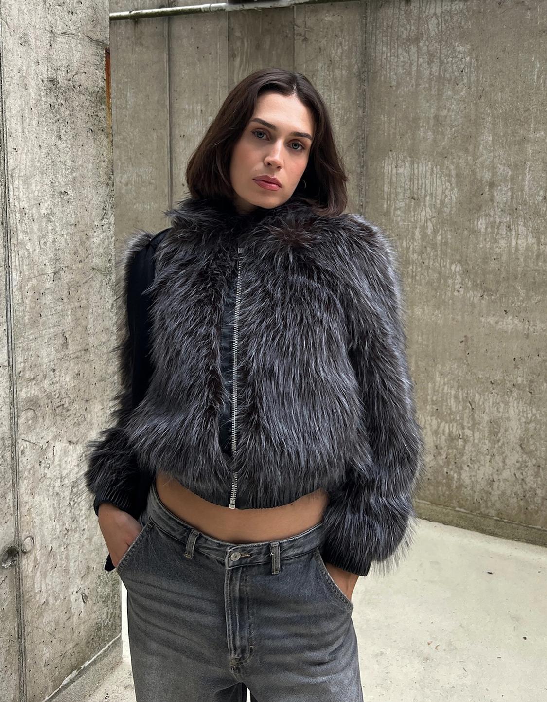 Zip-up faux fur jacket