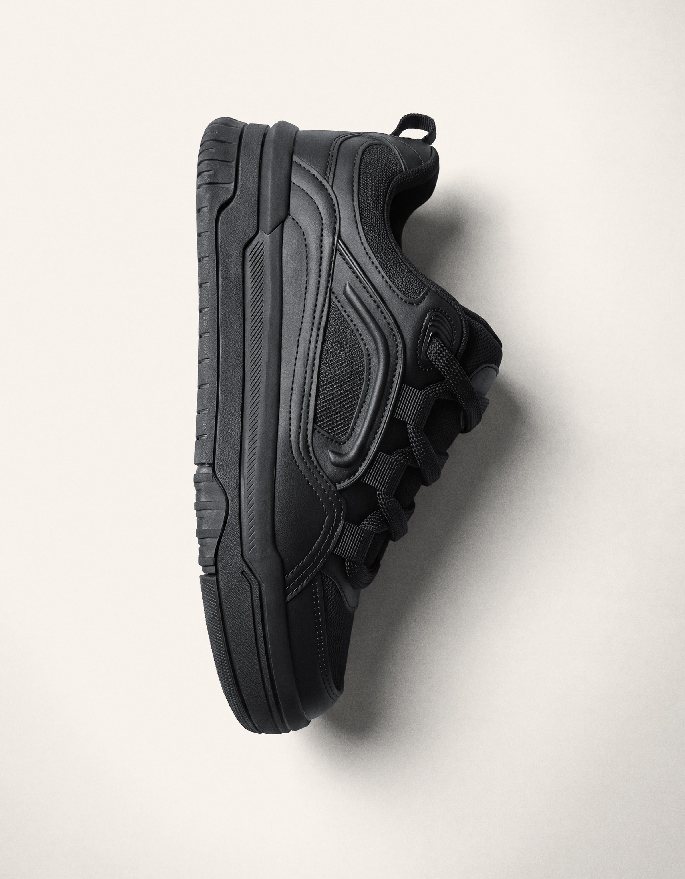 Skate trainers — BLACK