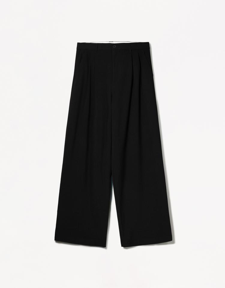 Low-rise baggy trousers