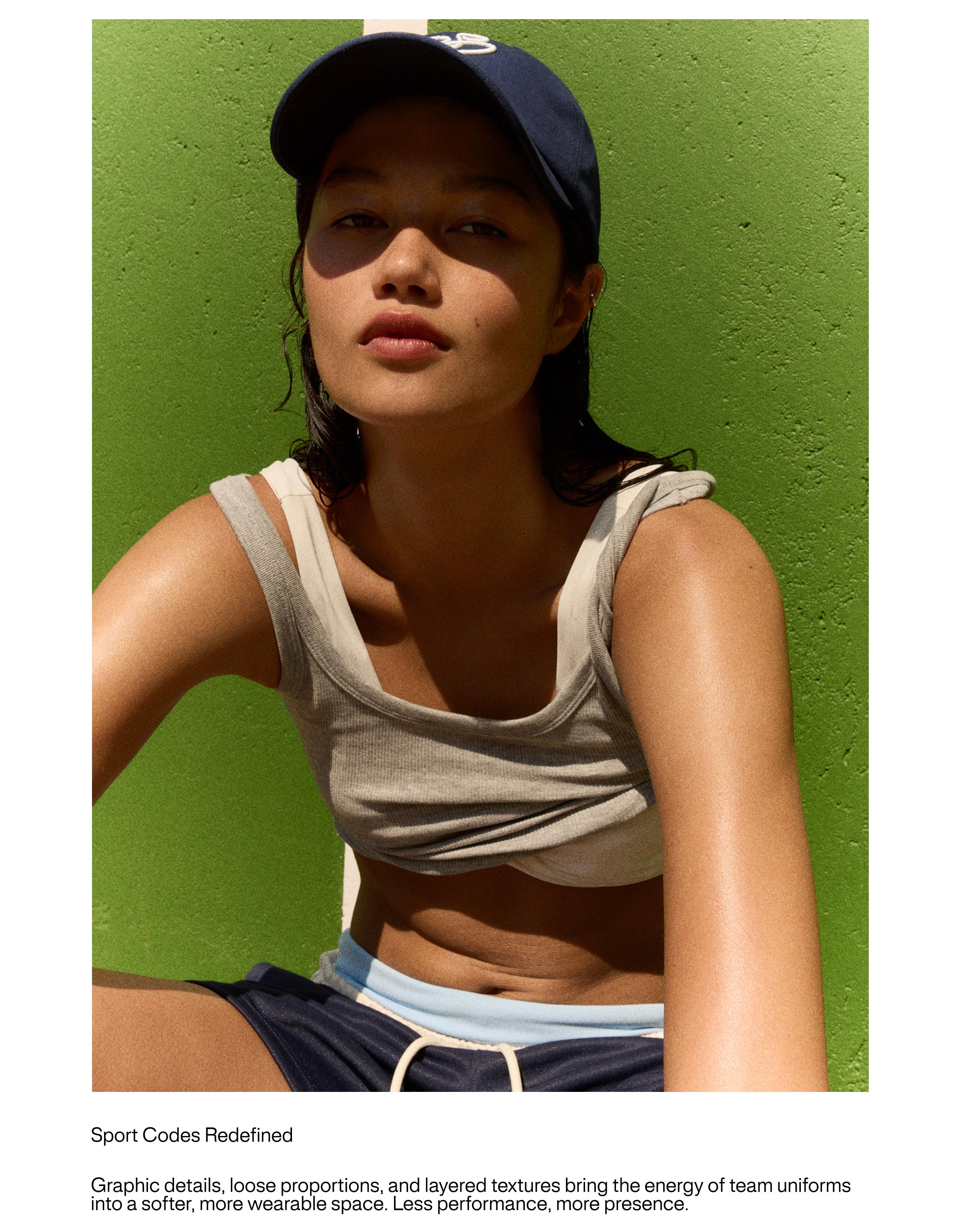 Embroidered cap — Navy