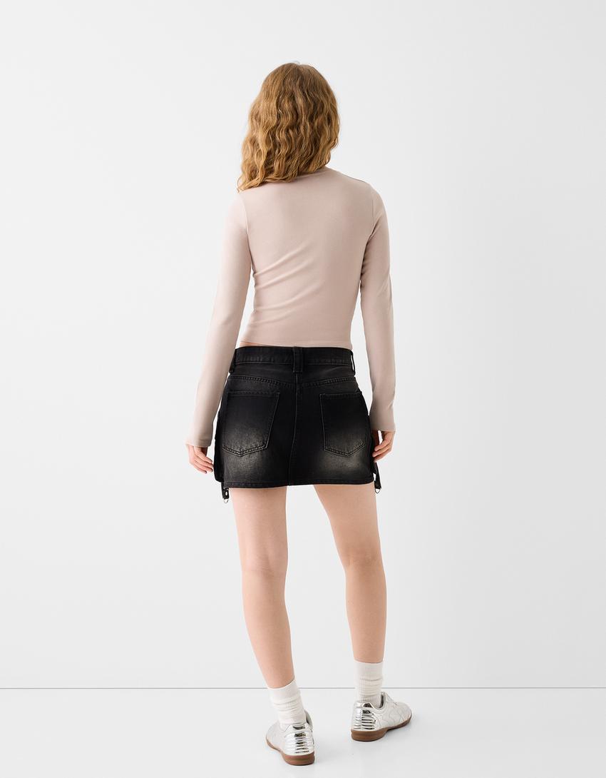 Long sleeve T-shirt with a crew neck-Sand-1