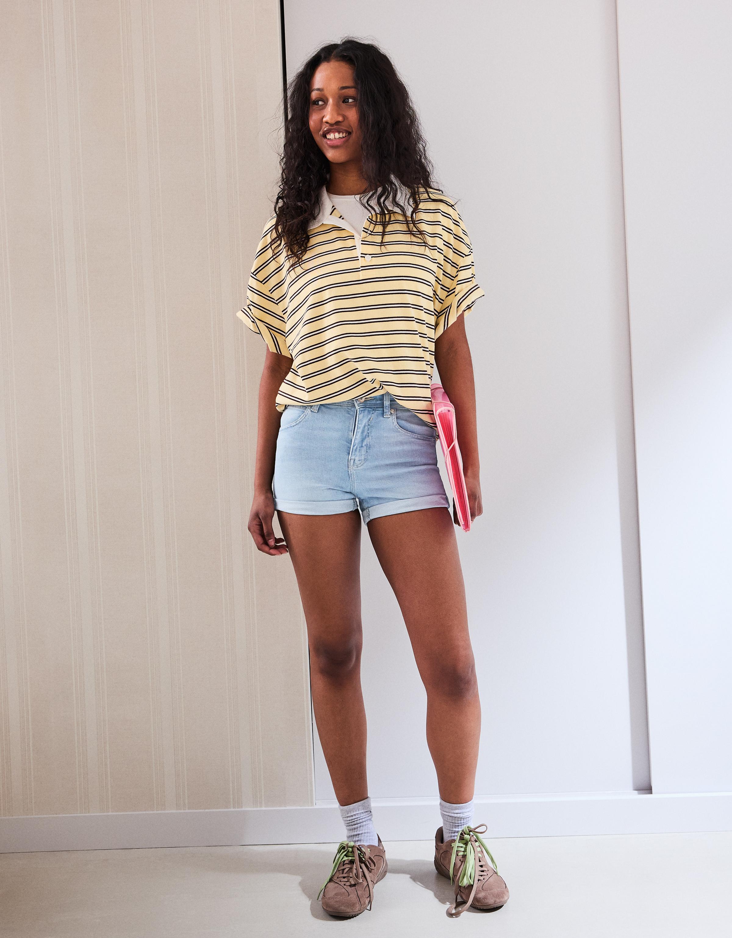 Katlanabilir paçalı denim şort - Görsel 135