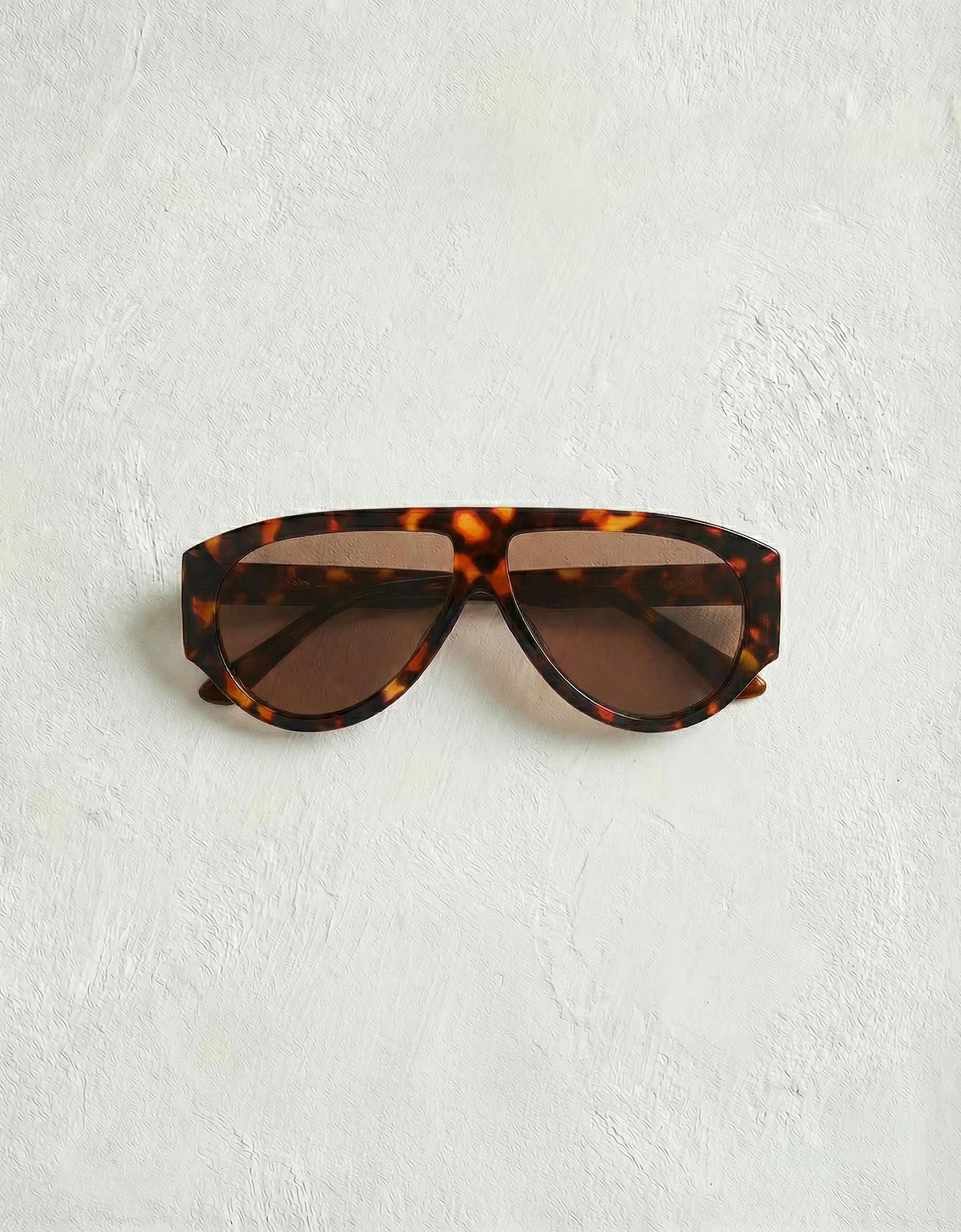 Acetate sunglasses — Brown