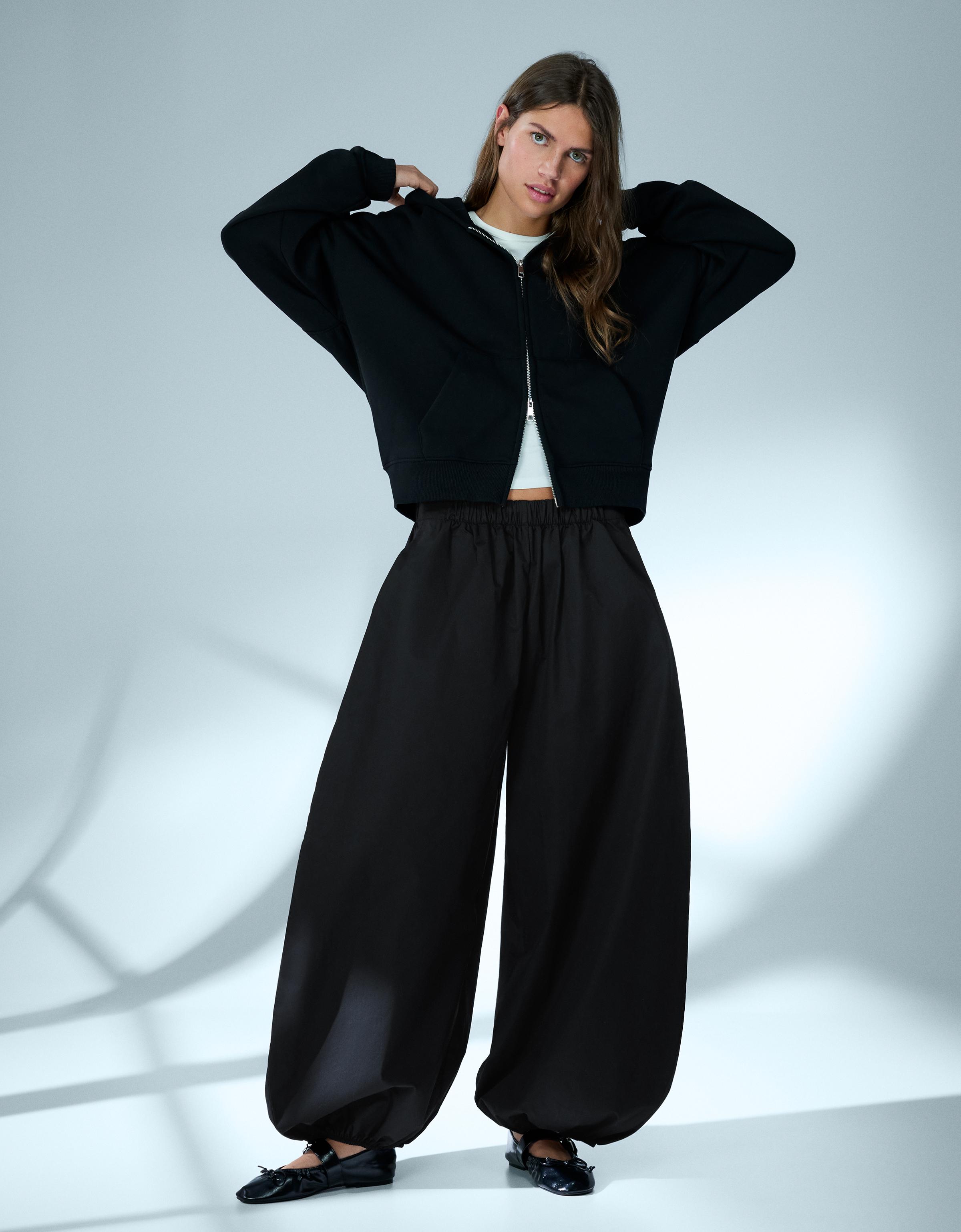 Thumbnail - Bershka Bloomer-Hose Damen M Schwarz