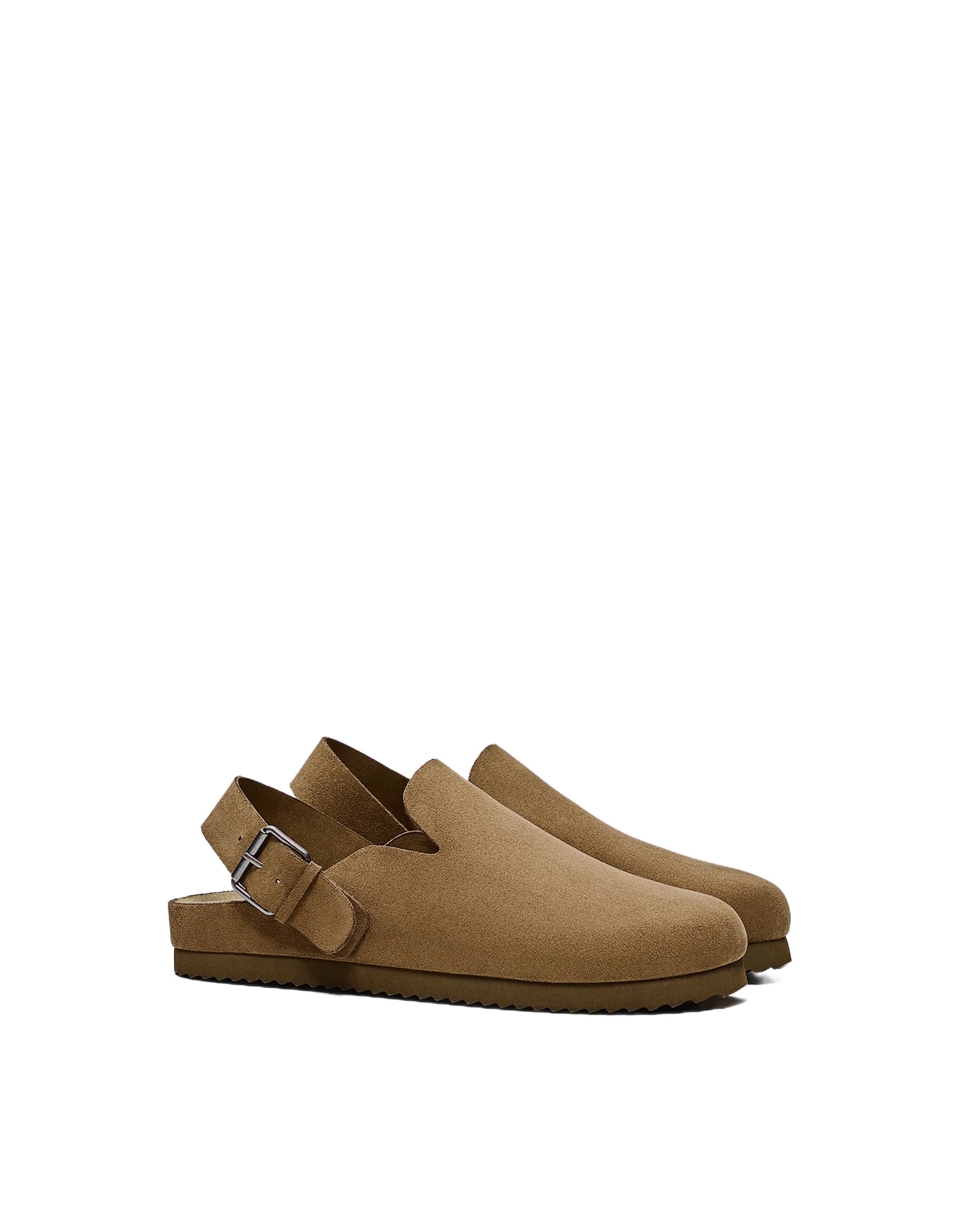 Clogs with strap detail — Brown