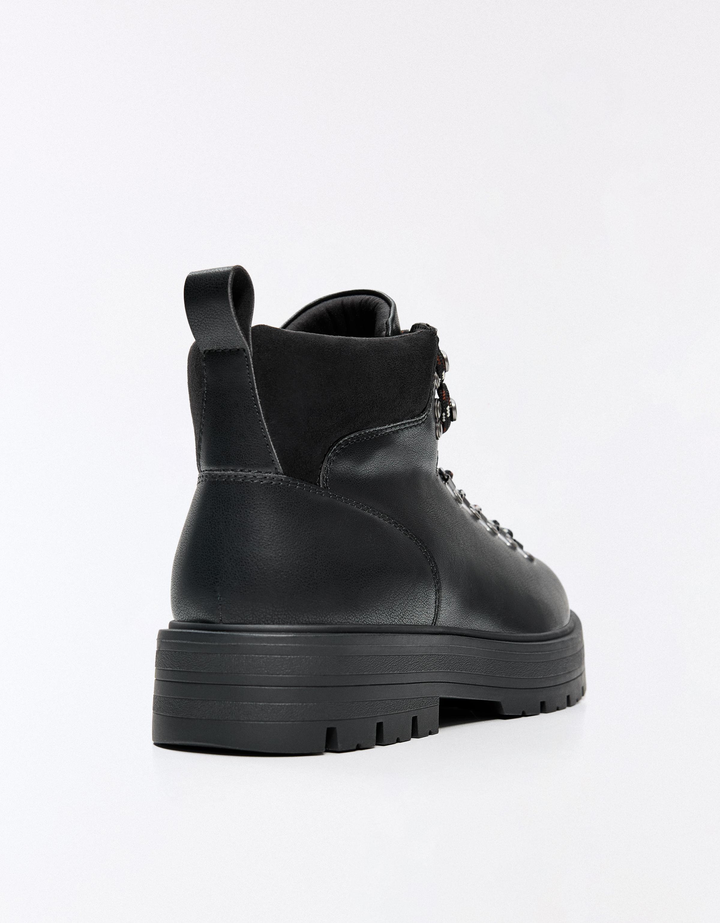 LACE-UP ANKLE BOOTS — BLACK