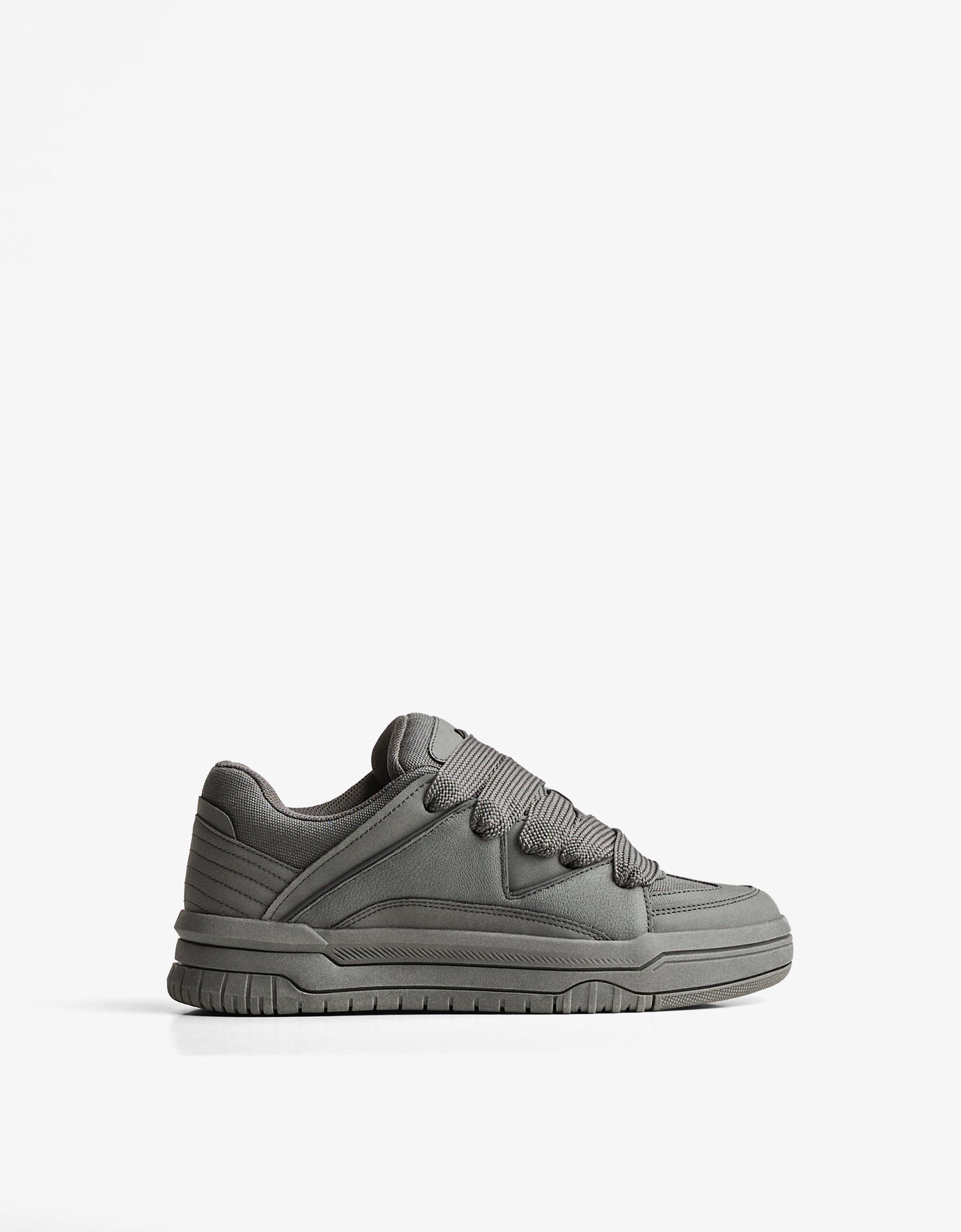 Bershka Skate-Sneaker Mit Dicker Sohle Herren 41 Grau