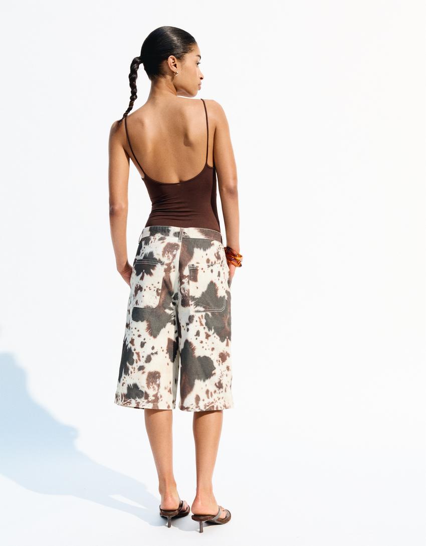 Calções bermuda skater em animal print-Cru-1