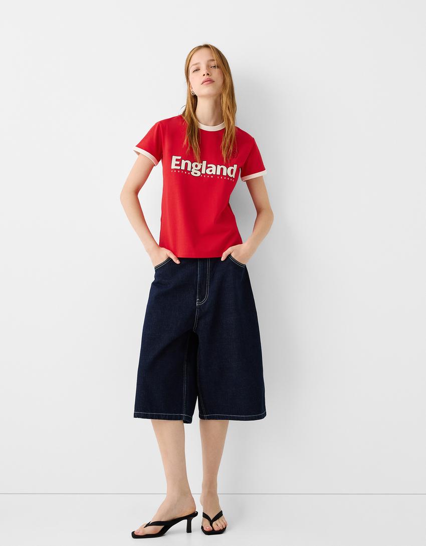 تيشرت رياضي بأكمام قصيرة وتفصيل متباين-أحمر-3