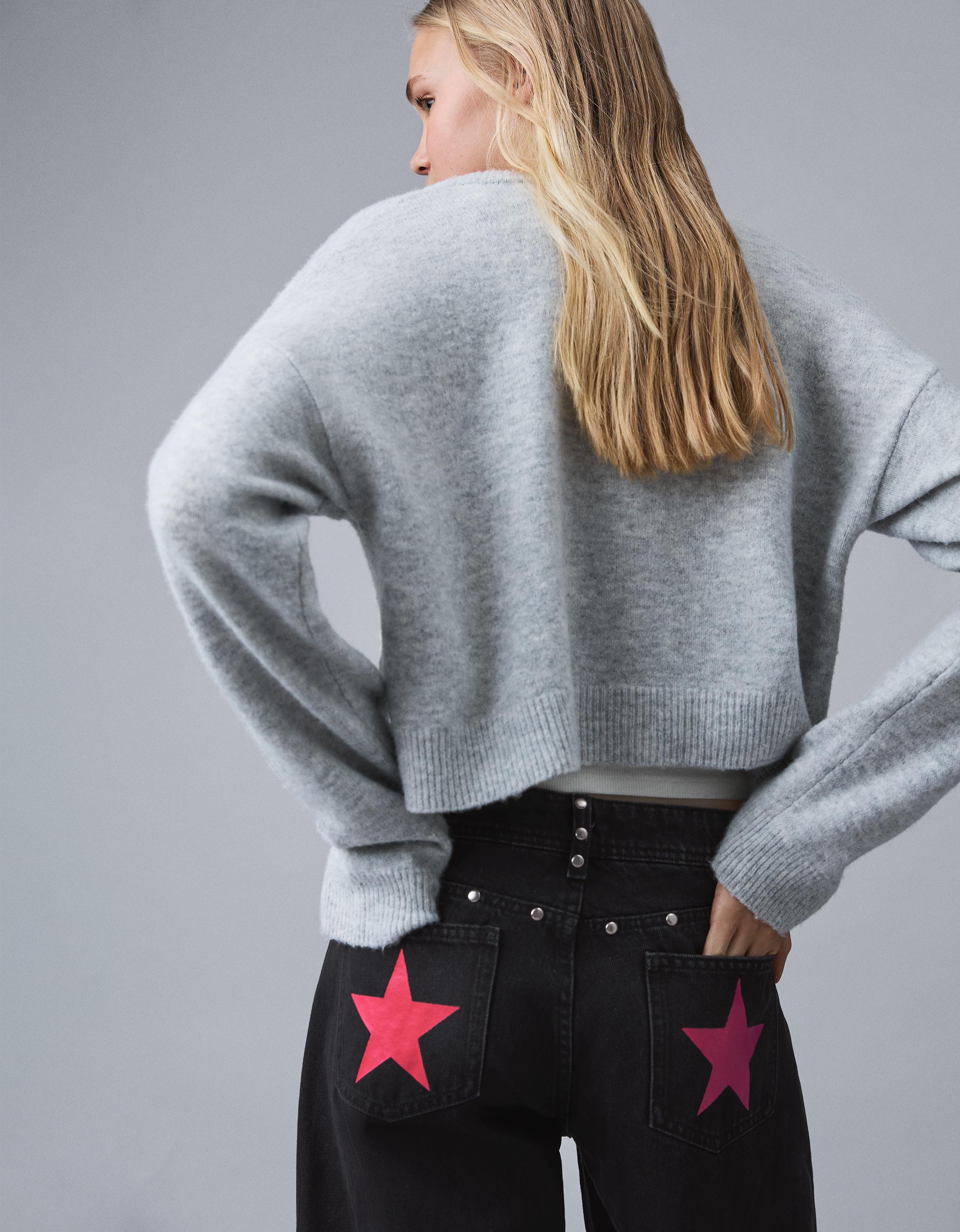 Baggy jeans with star studs