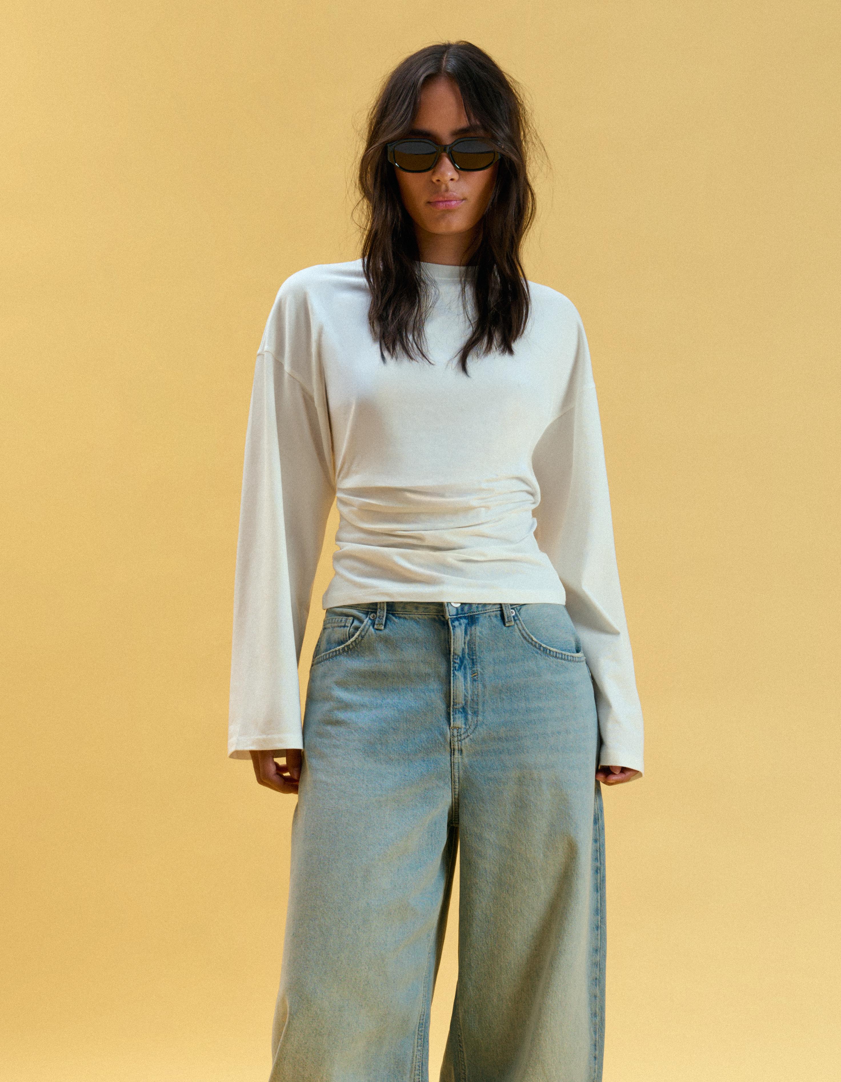 Ruched long sleeve T-shirt — Off white