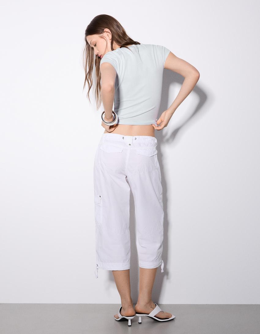 Kurzärmeliges T-Shirt mit Rundausschnitt-Hellblau