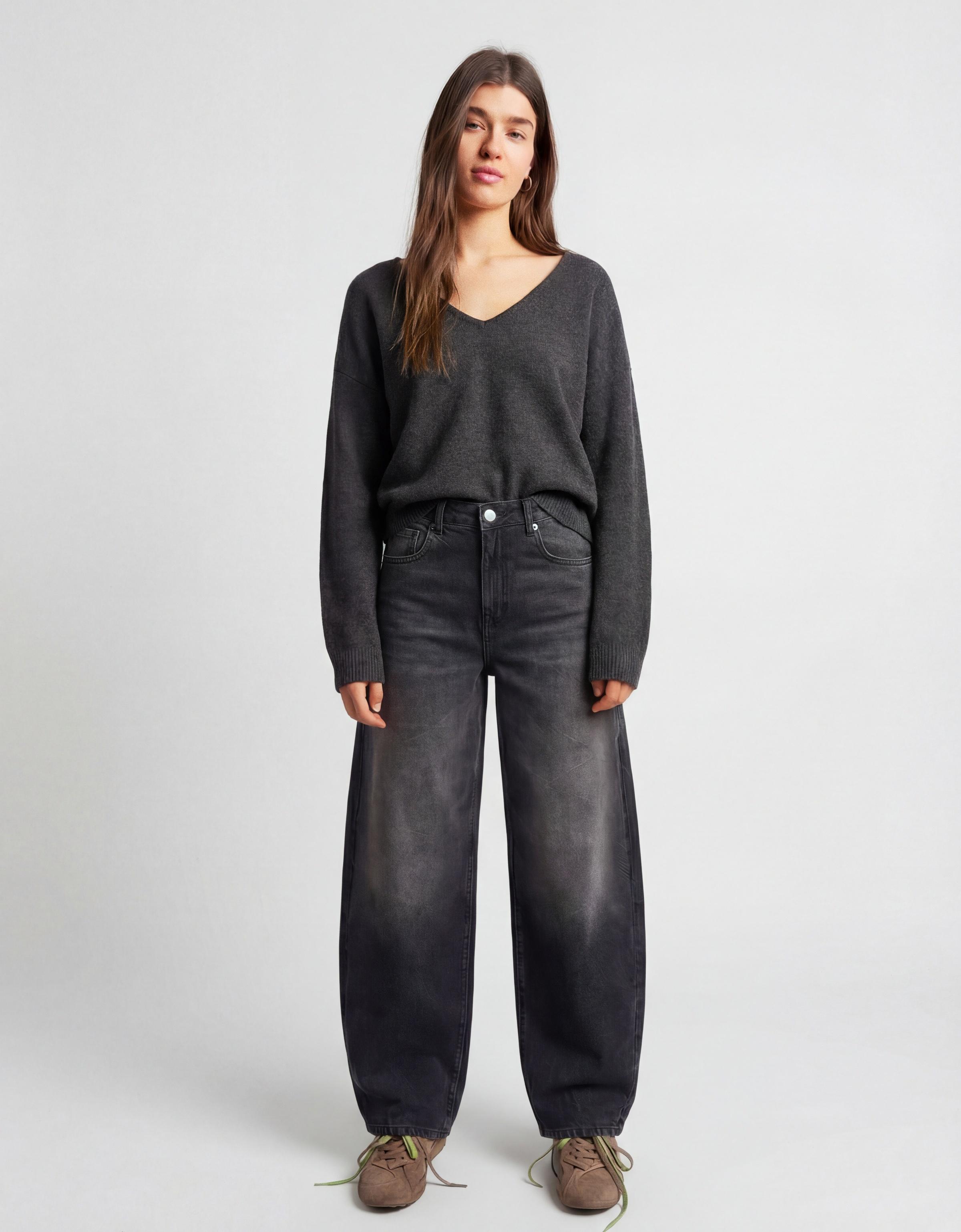 High-waist barrel-leg jeans
