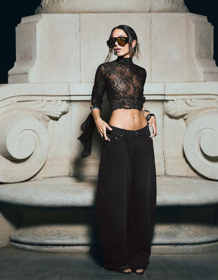 High-waist barrel jeans — Black