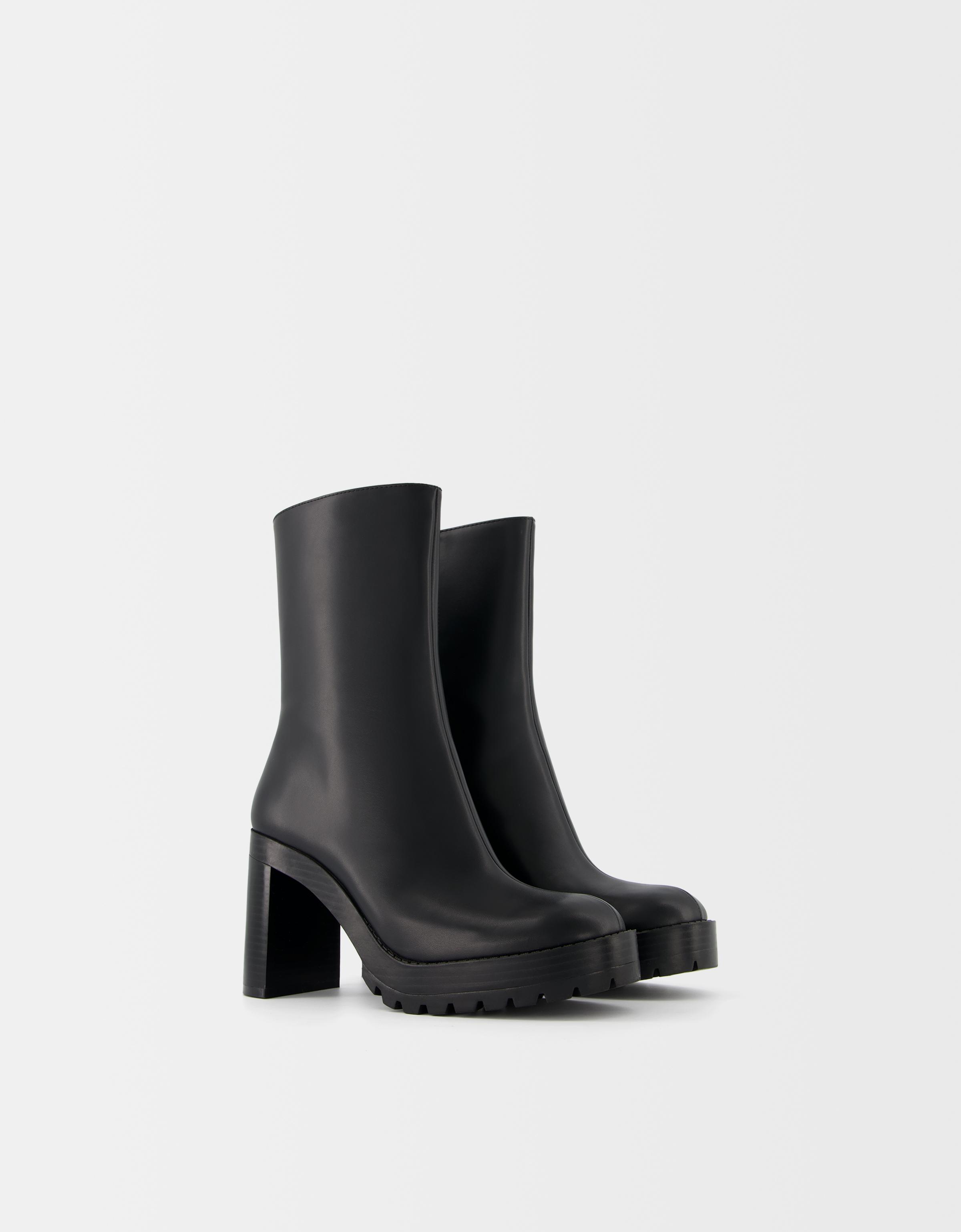 Bershka Absatzstiefeletten Mit Profilsohle Damen 38 Schwarz