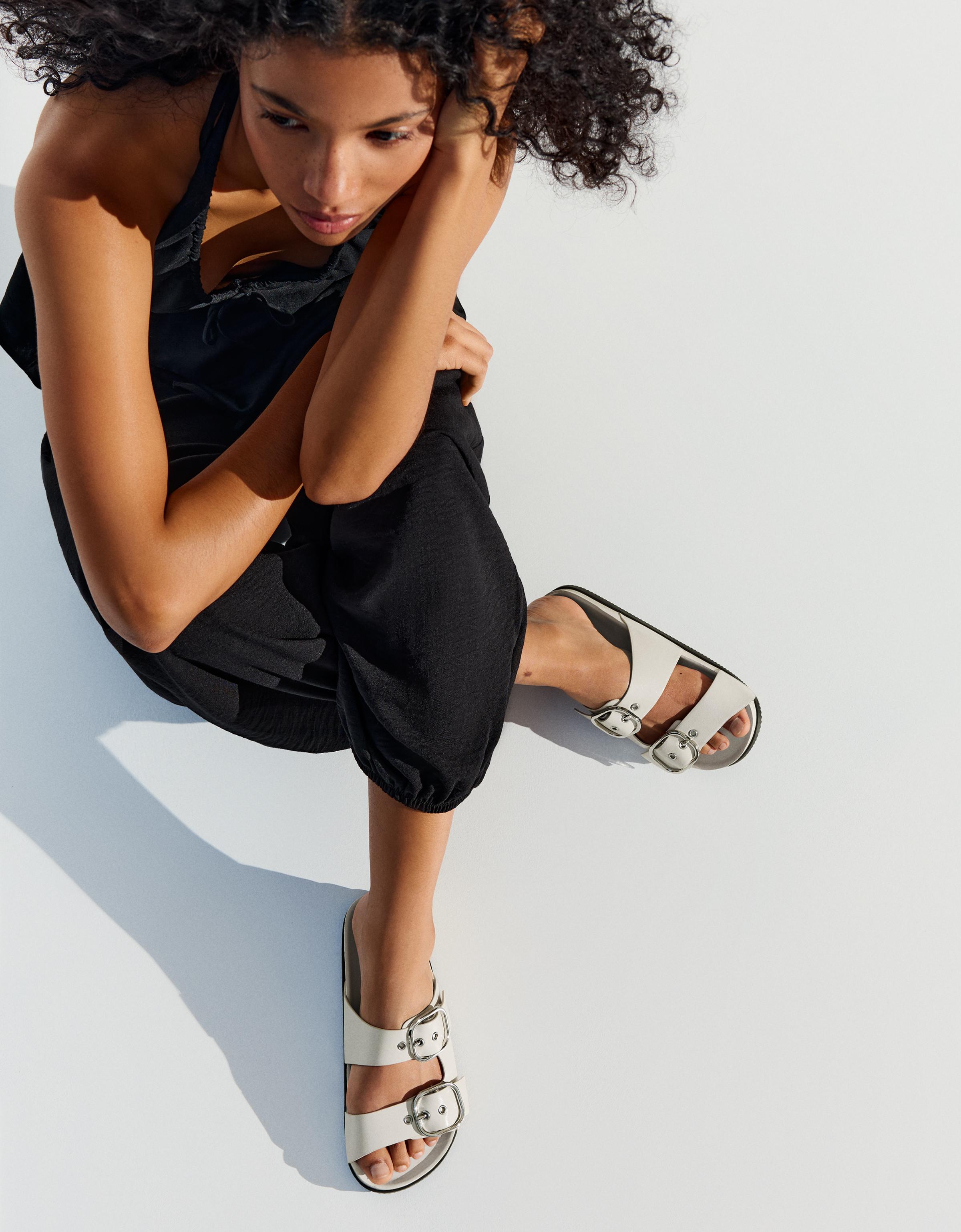 Buckled flat sandals — ECRU