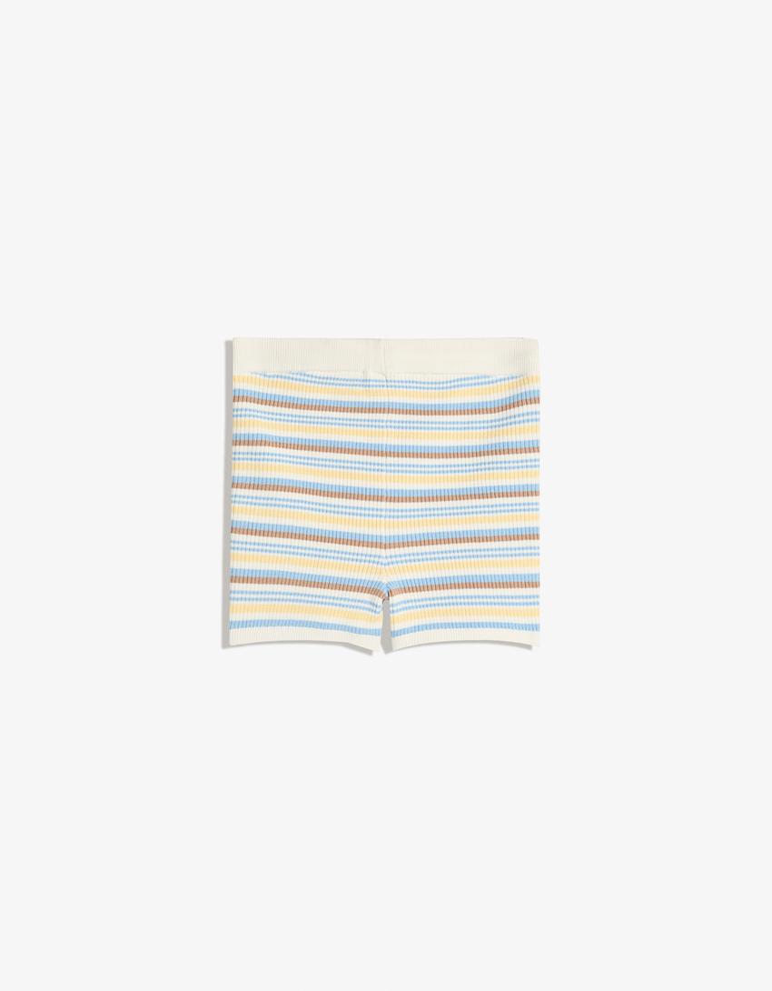 Short multirayas-Crudo