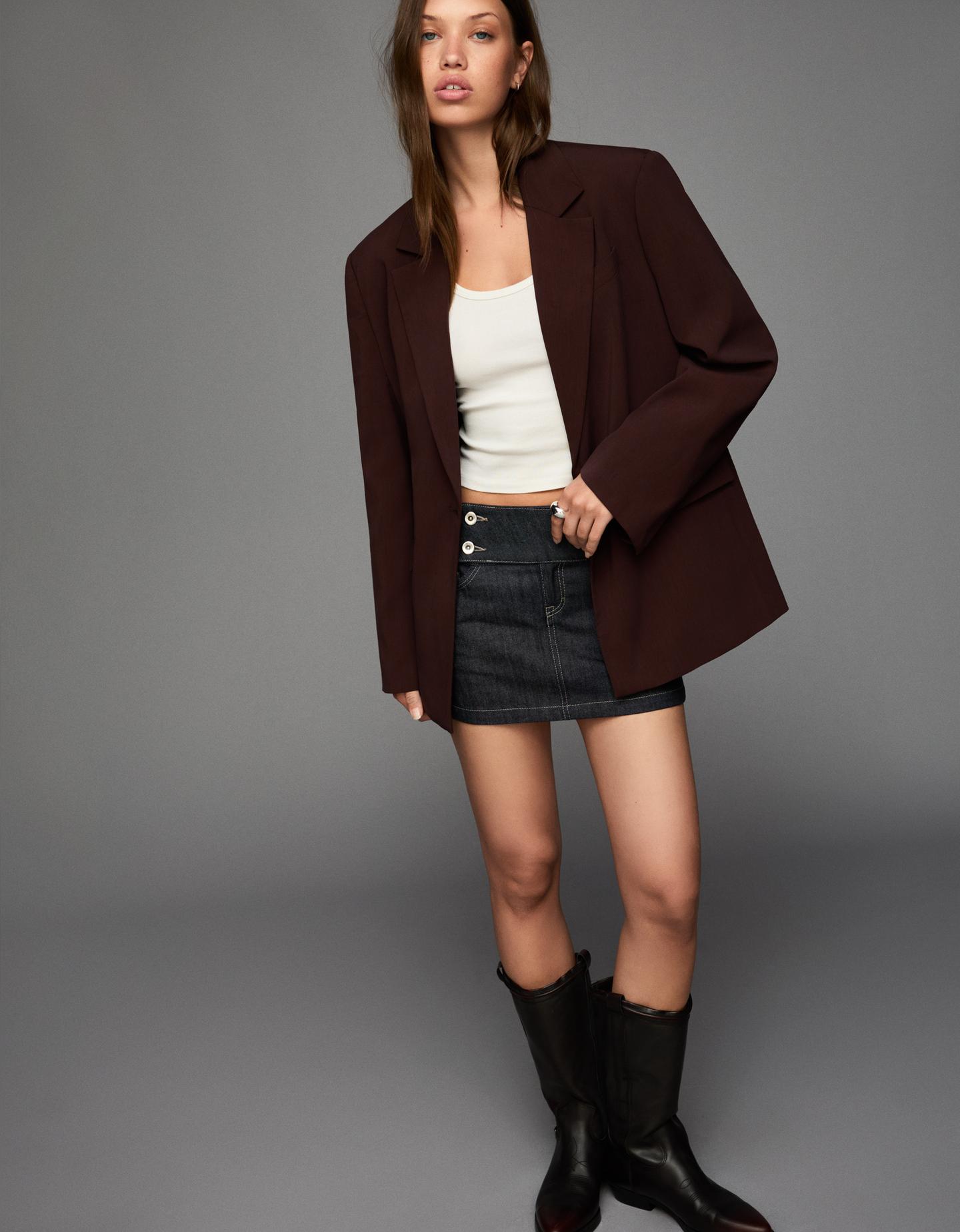 Bershka marynarka z paskami z tyłu brązowy