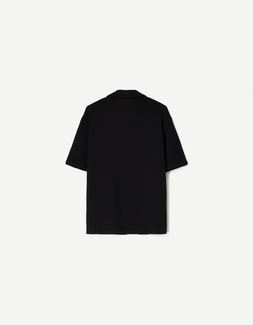 Textured short sleeve shirt-Black