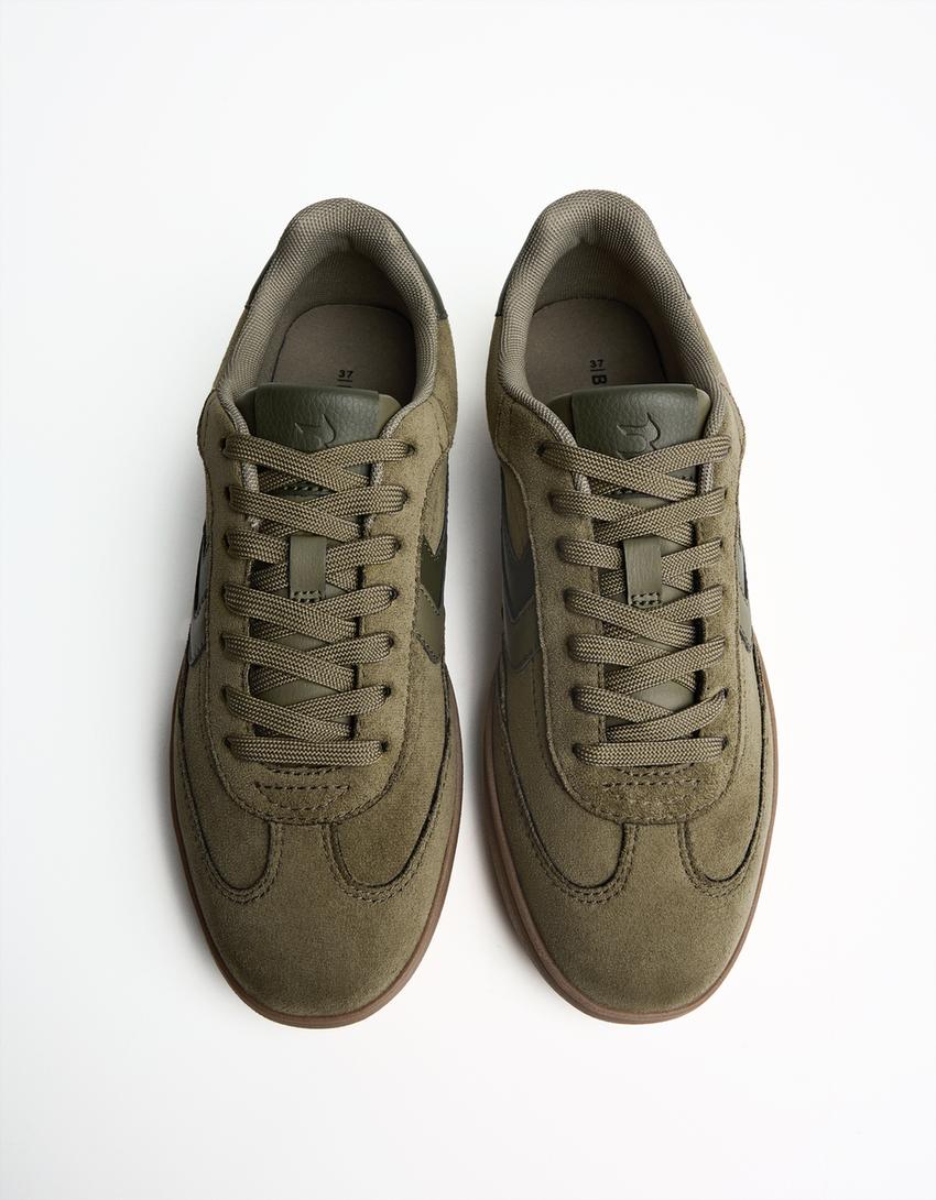 Retro-Sneaker-Khaki