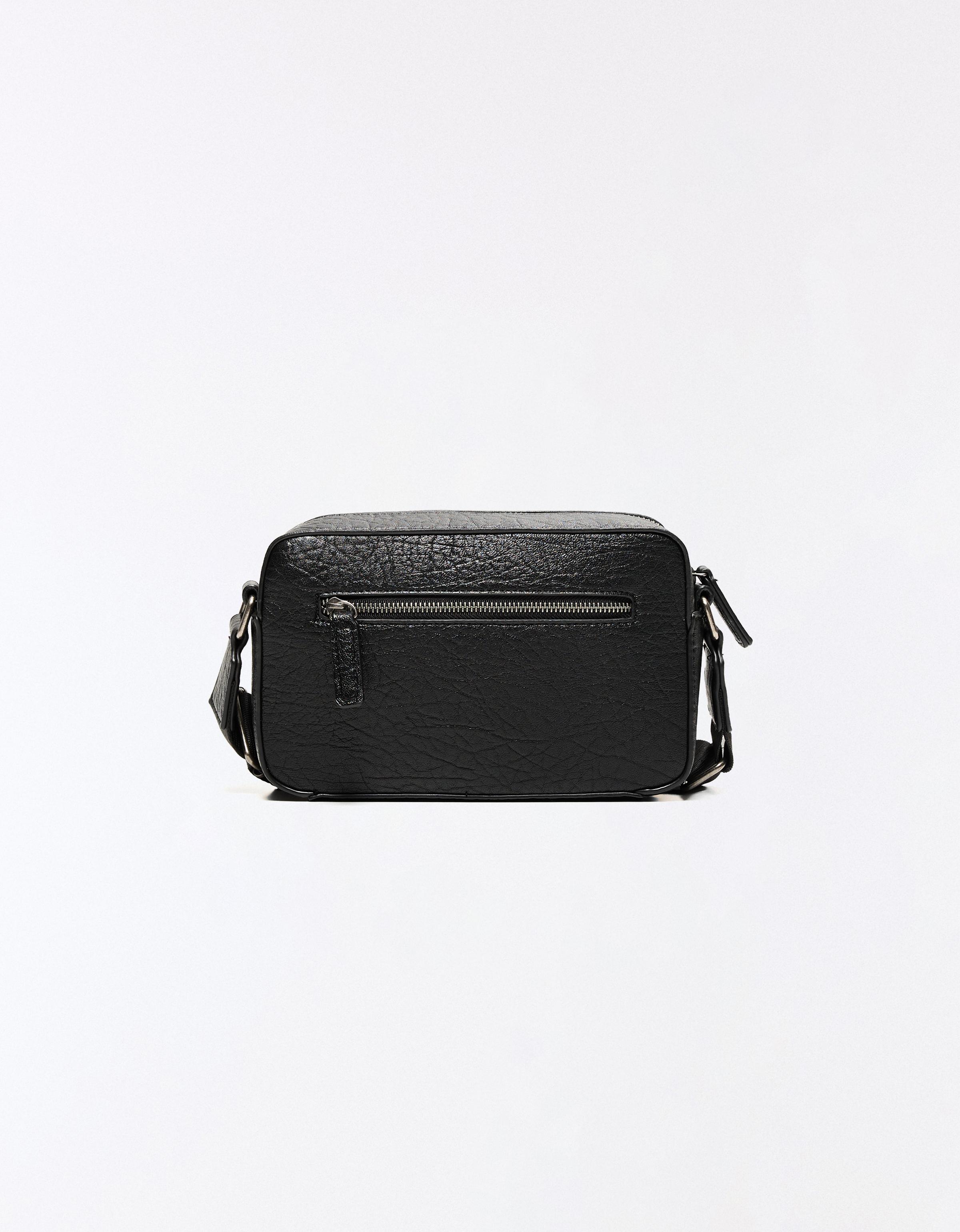 Embossed star crossbody bag — Black