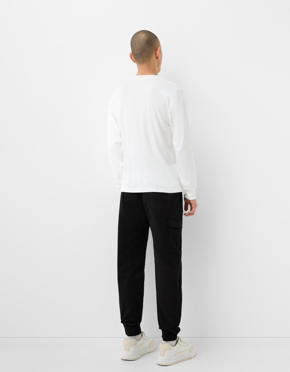 Pantalón jogger cargo