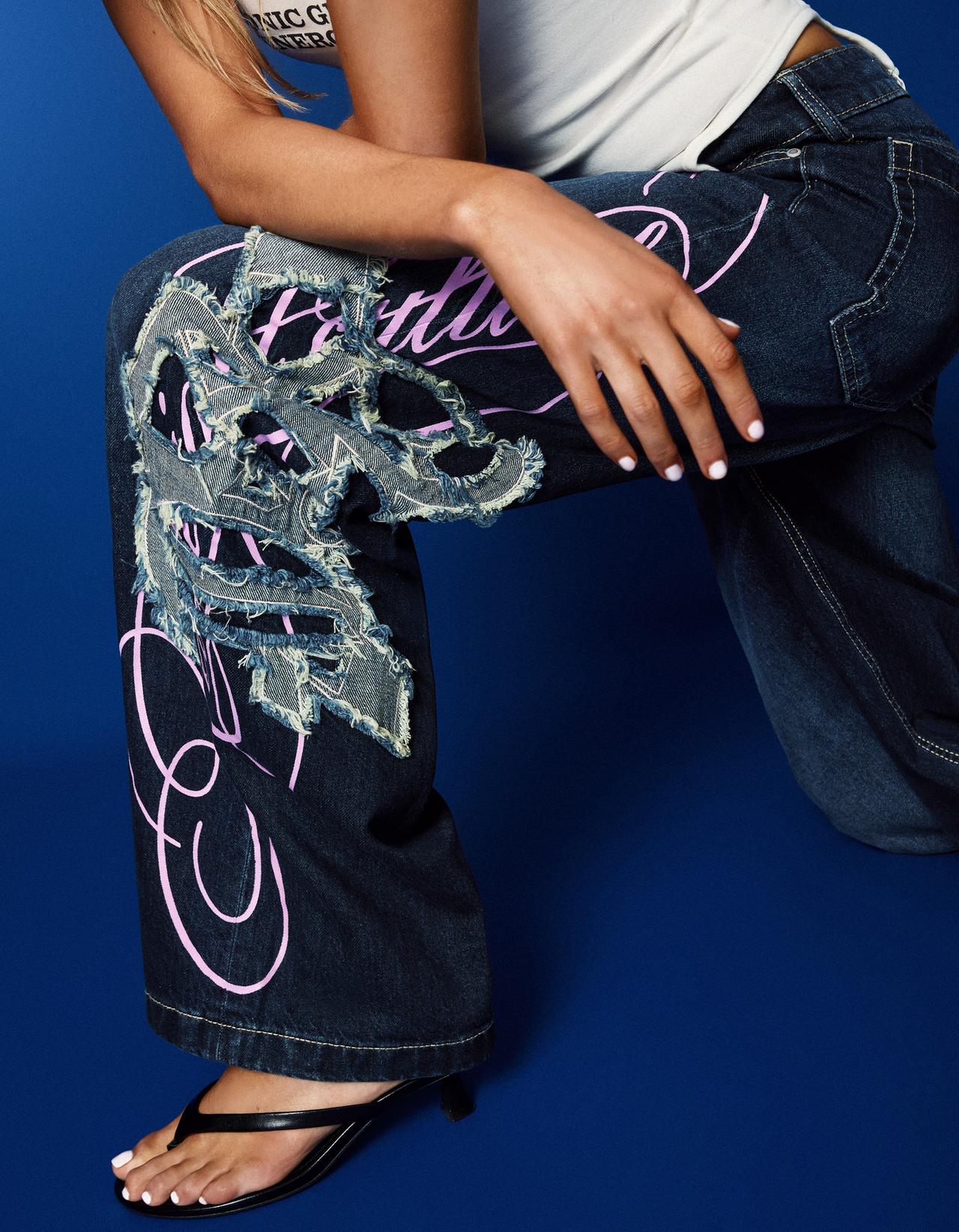 Embroidered baggy jeans — Blue