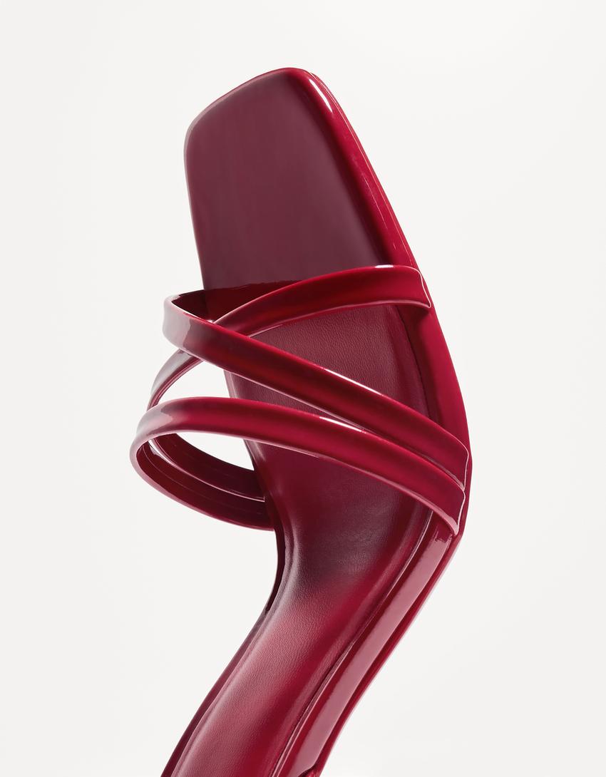 Sandales à talon et brides-Rouge-4