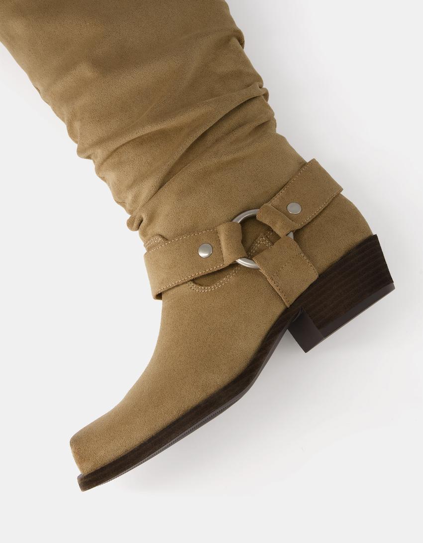Flat Slouchy Biker Boots - BSK Teen | Bershka