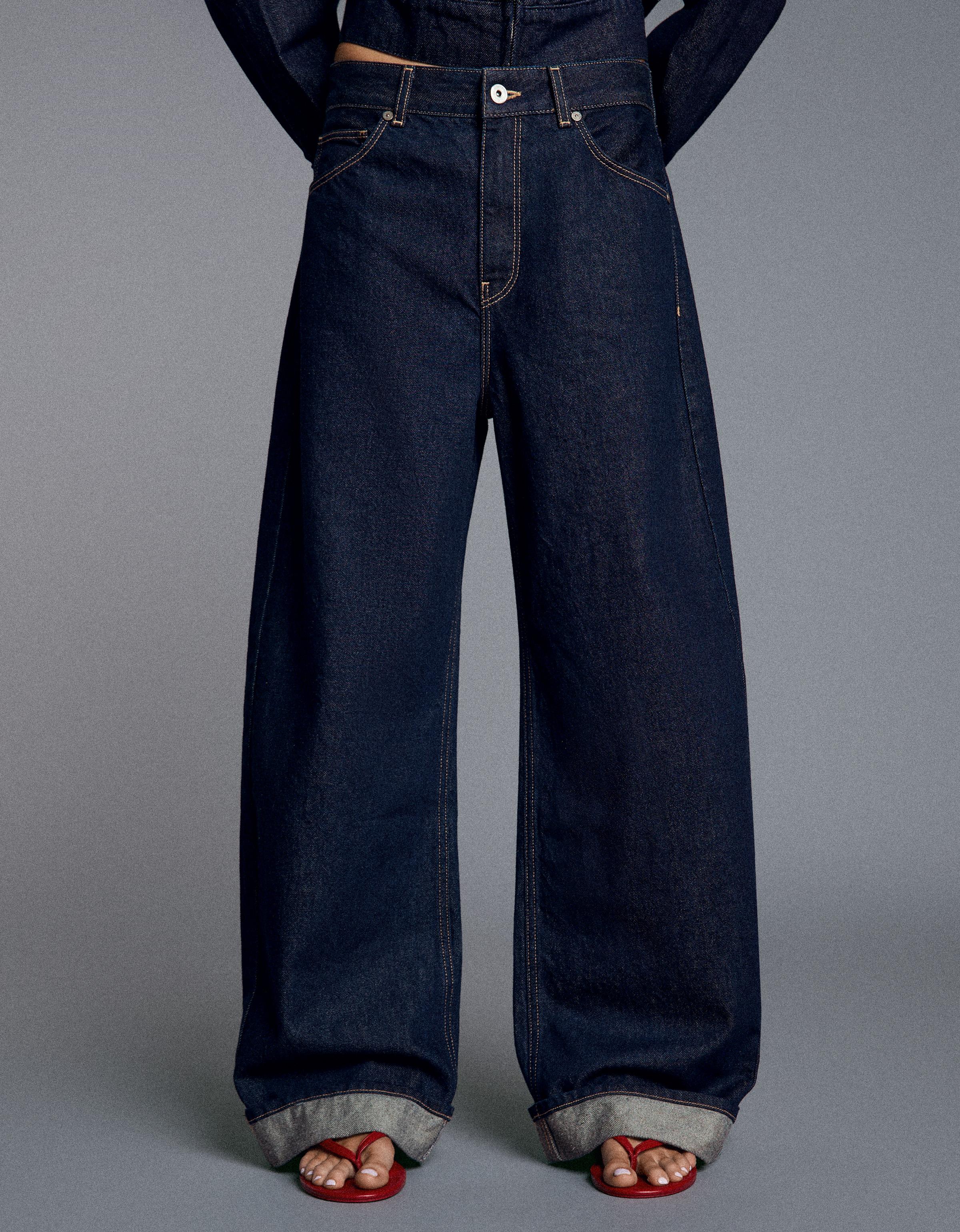 Ripped balloon fit jeans with back buckle — Navy