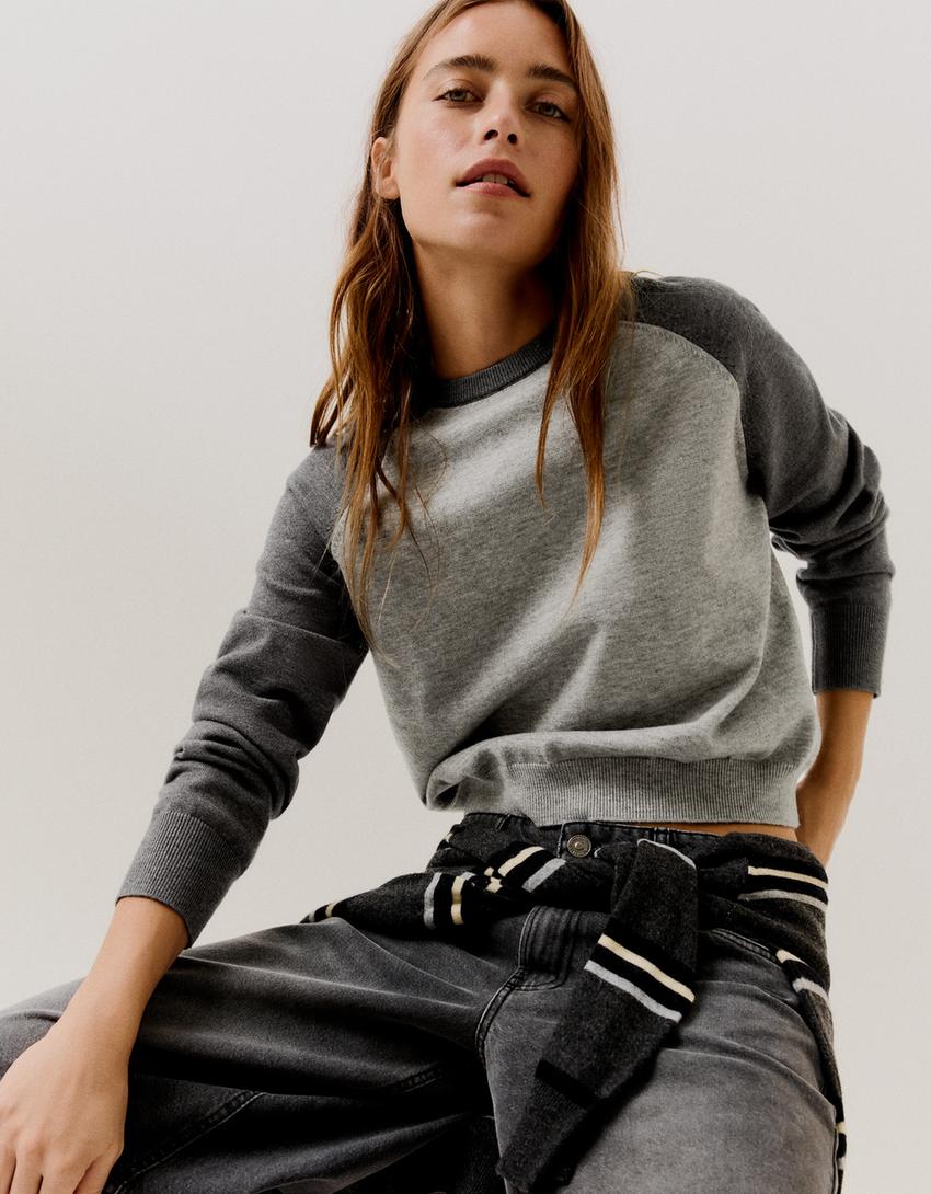 Maglia girocollo con maniche raglan-Grigio