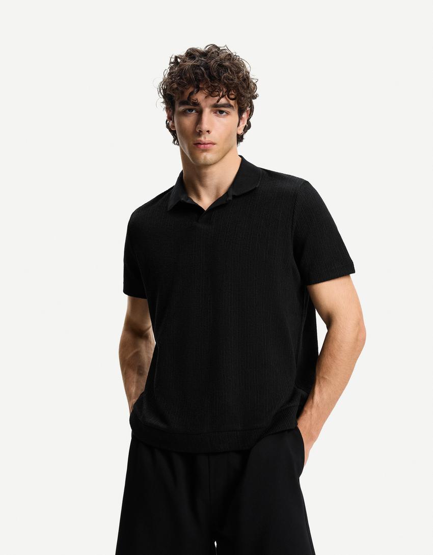 Textured polo shirt-Black