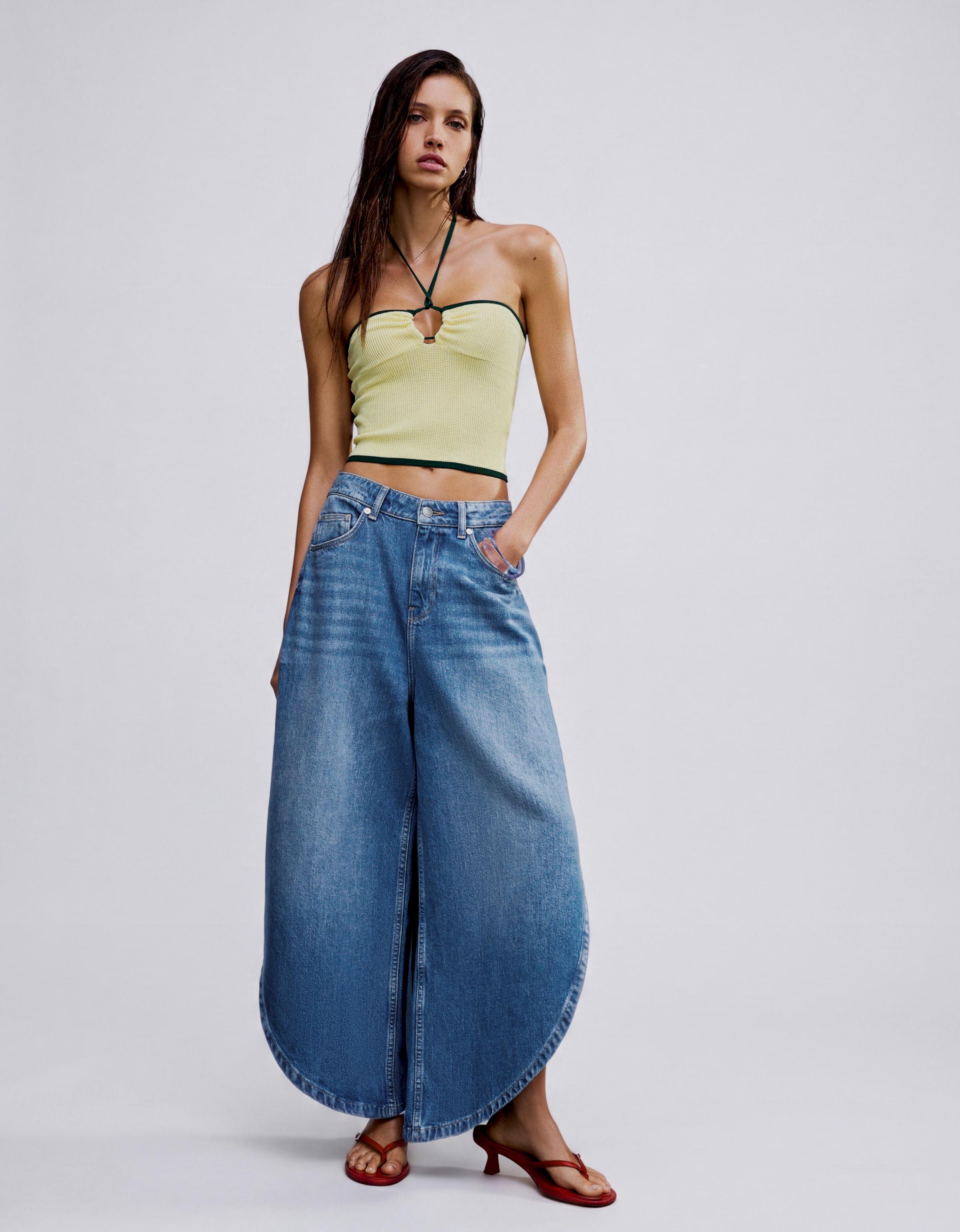 Wide-leg jeans with side split — Light blue