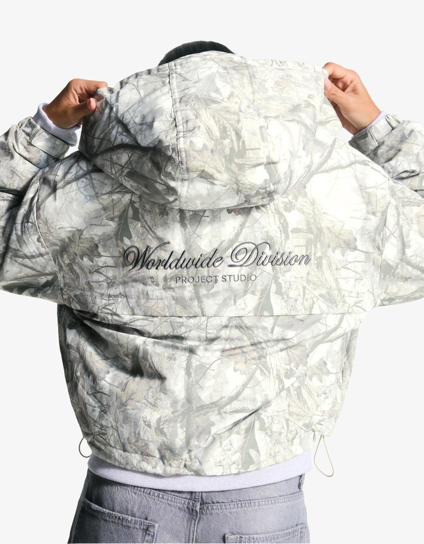 Hooded puffer jacket with print-Grey