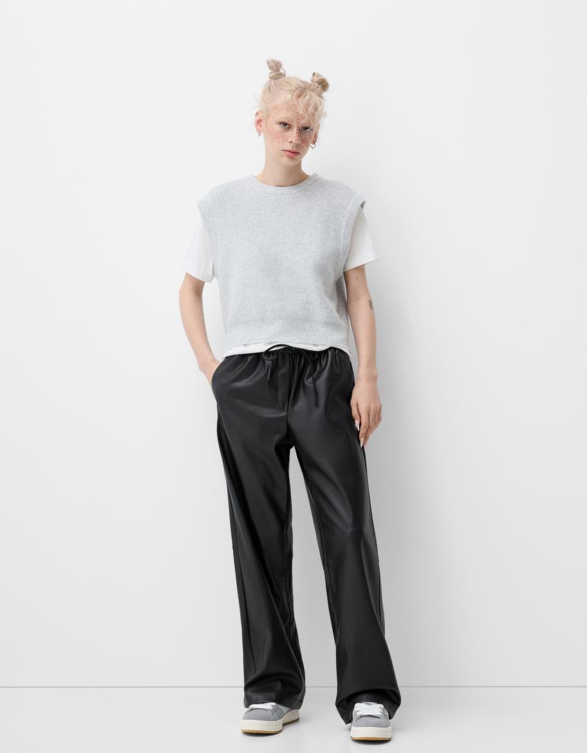 Trousers Bershka Pantalon Cuero Cuero Pantalon De Vaca Bershka