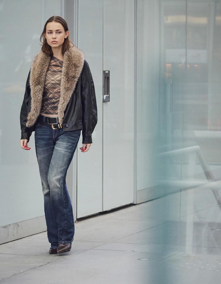 Flared baggy jeans