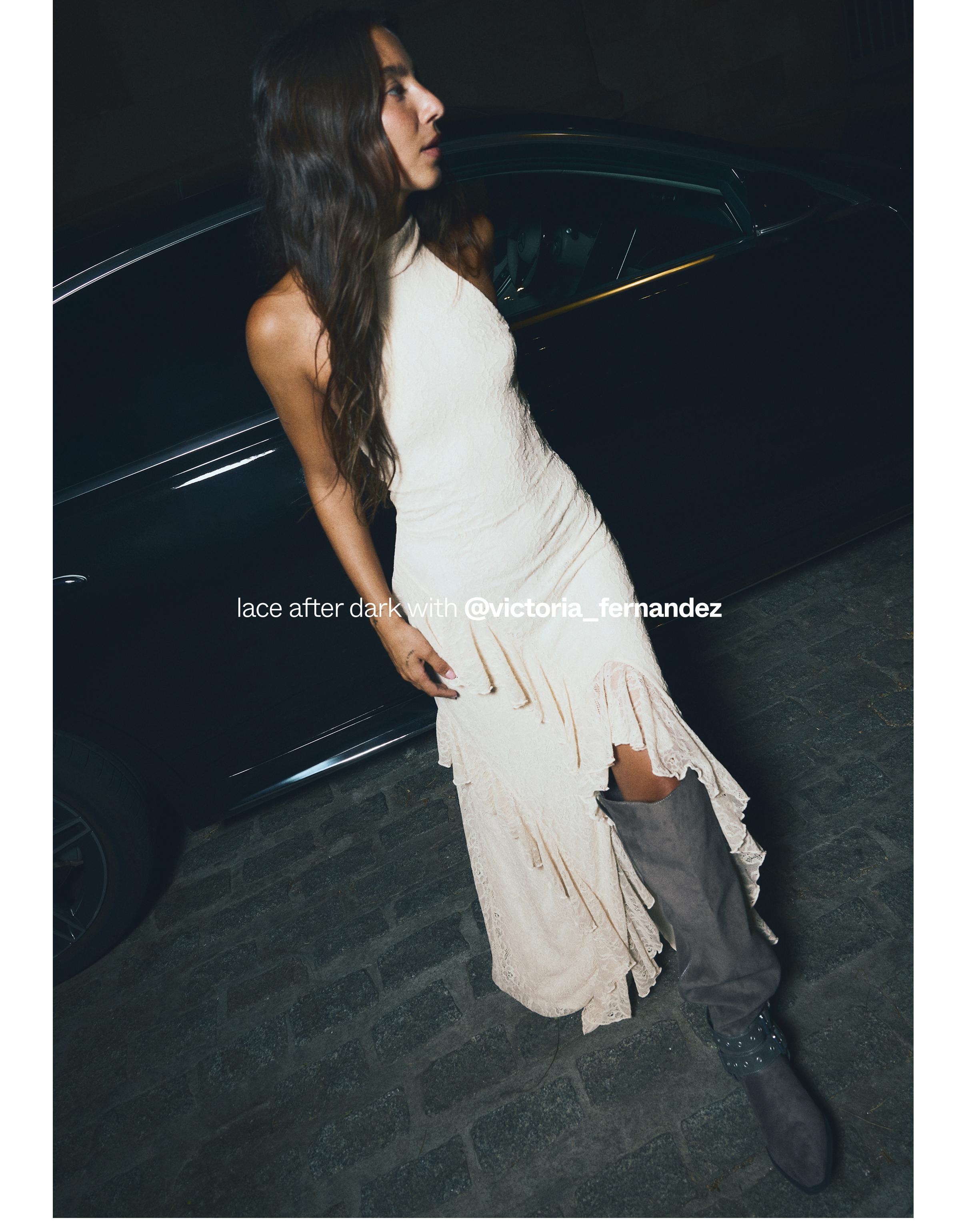 Lace halter midi dress — Cream